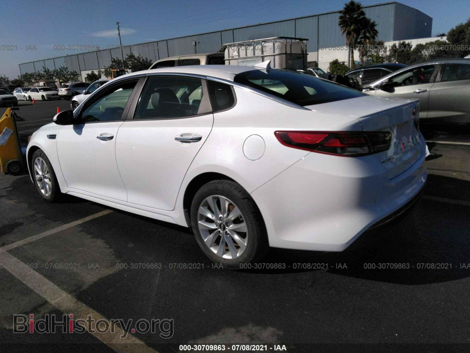 2018 KIA OPTIMA - VIN: 5XXGT4L31JG190247 - Фото 3