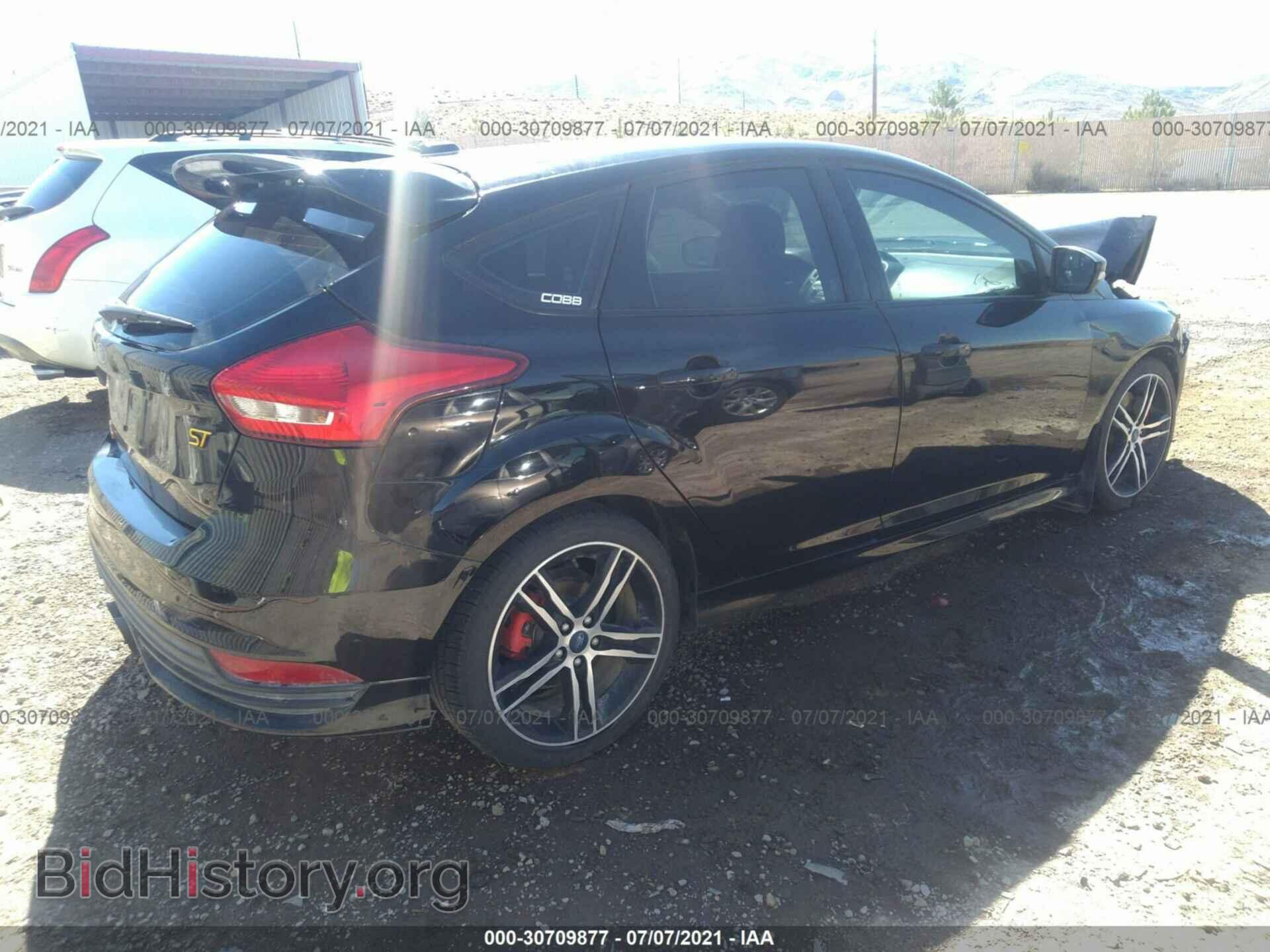 2017 FORD FOCUS - VIN: 1FADP3L94HL320656 - Photo 4