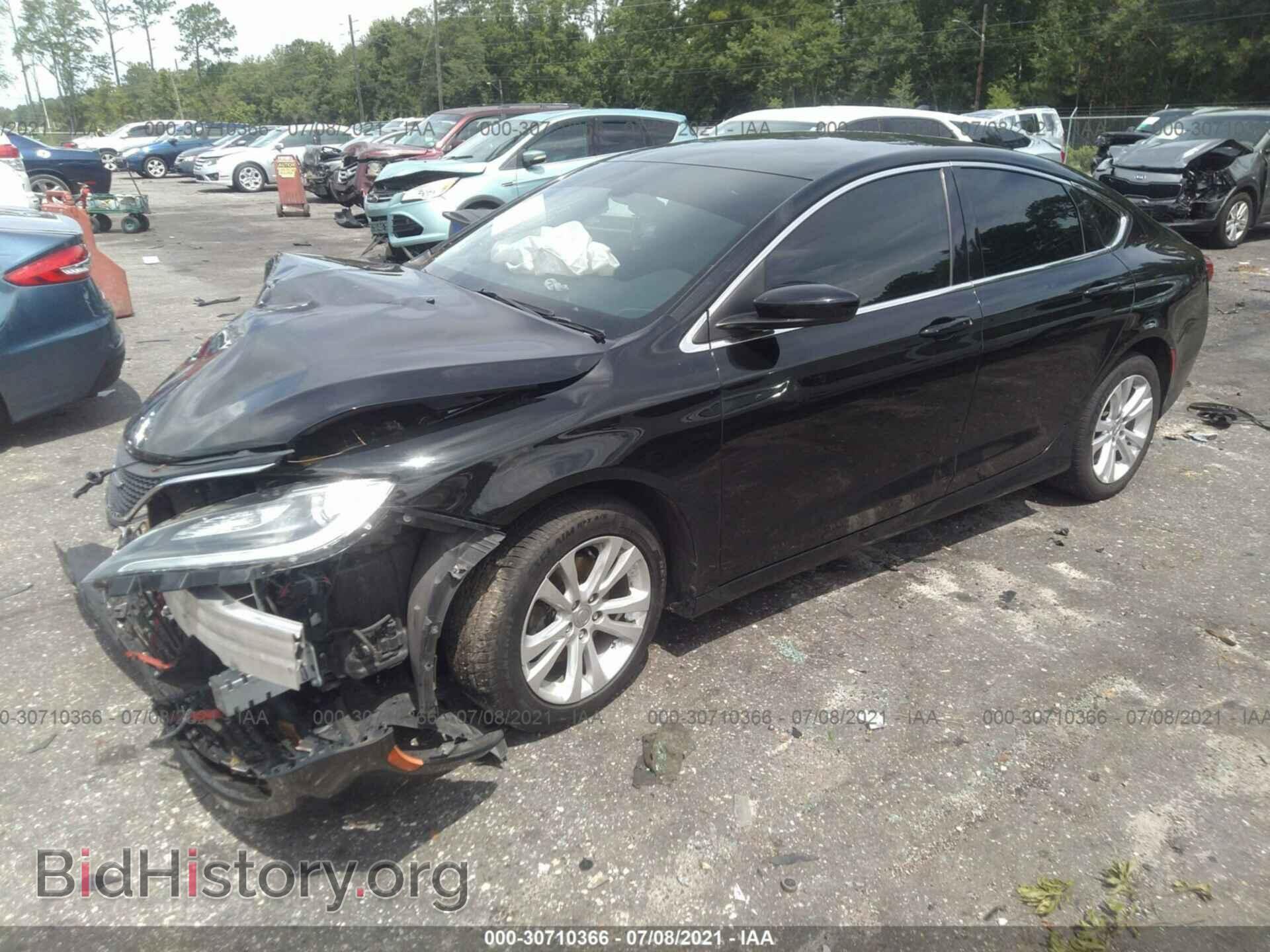 2015 CHRYSLER 200 - VIN: 1C3CCCAB7FN737301 - Фото 2