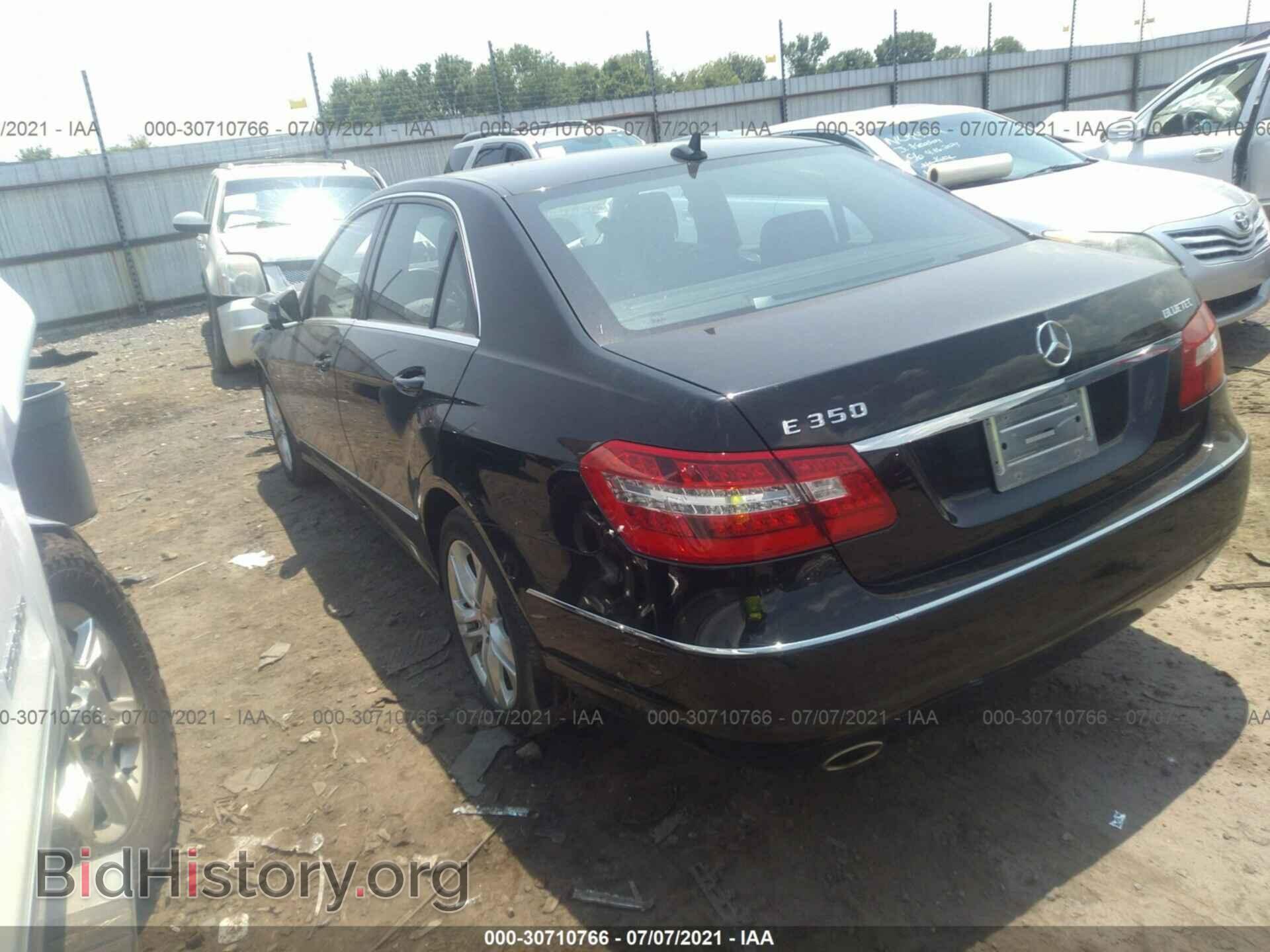 2011 MERCEDES-BENZ E-CLASS - VIN: WDDHF2EBXBA406670 - Фото 3