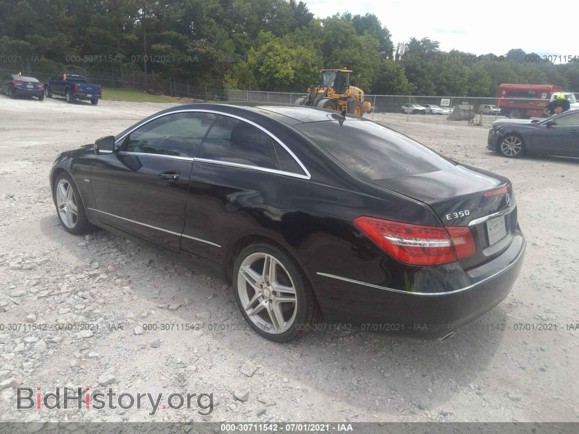 2012 MERCEDES-BENZ E-CLASS - VIN: WDDKJ5KBXCF136273 - Фото 3