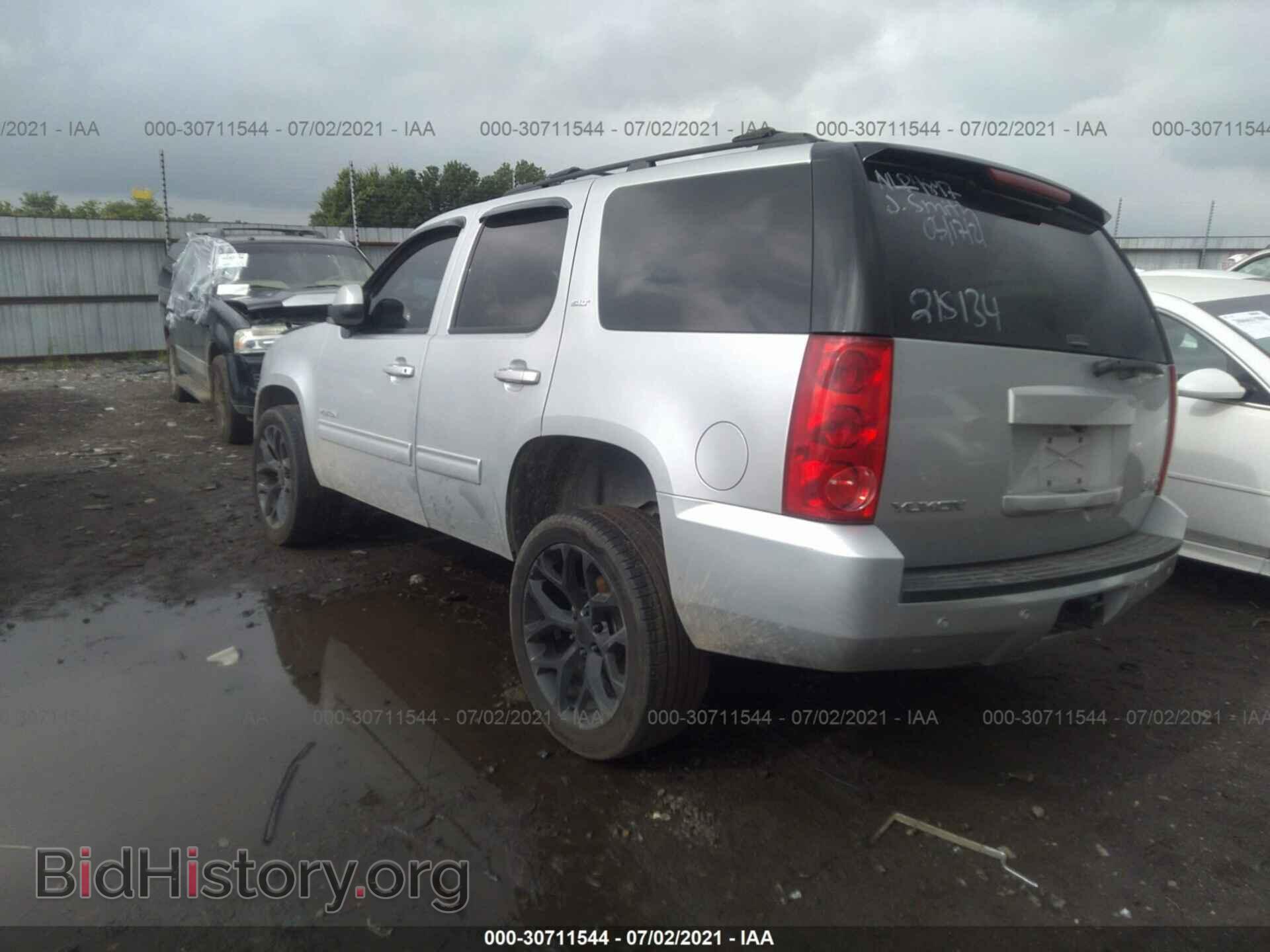 2013 GMC YUKON - VIN: 1GKS1CE04DR257474 - Фото 3
