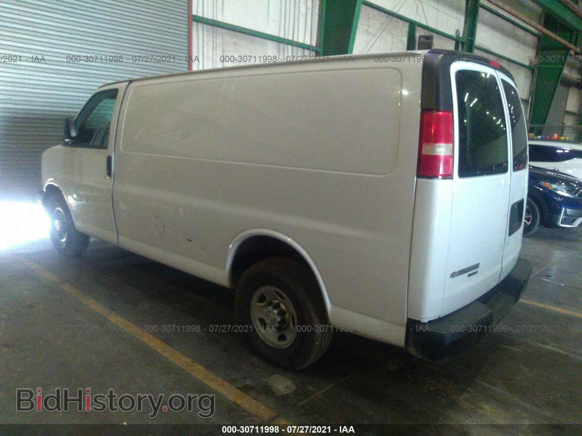 2015 CHEVROLET EXPRESS CARGO VAN - VIN: 1GCWGFCF3F1205016 - Photo 3