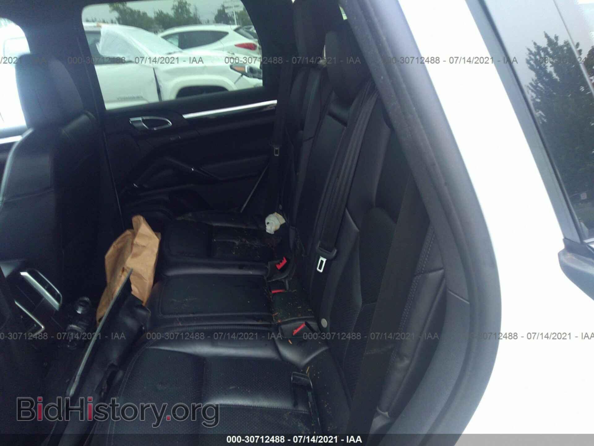 2017 PORSCHE CAYENNE - VIN: WP1AA2A23HKA84634 - Фото 8
