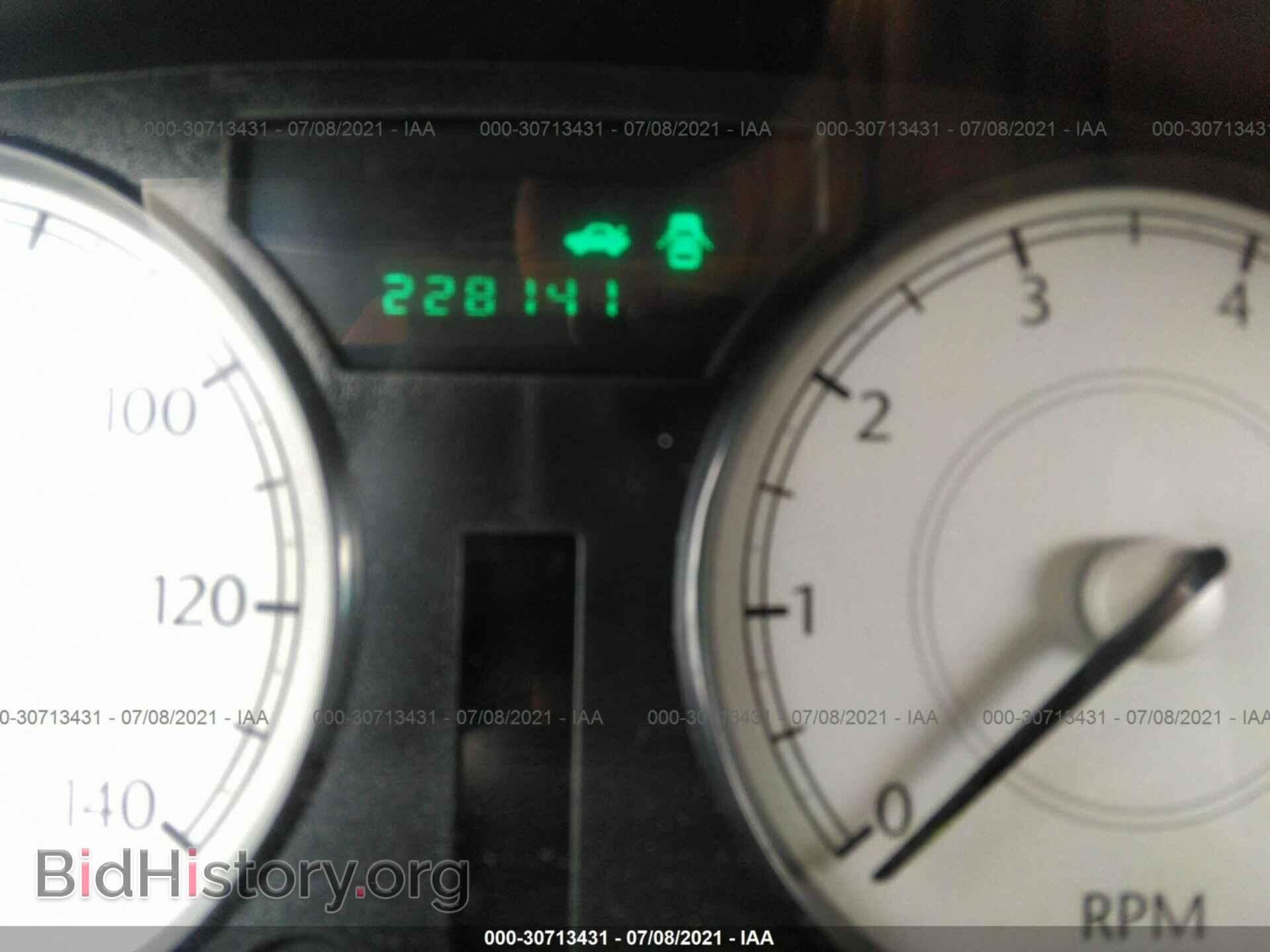 2007 CHRYSLER 300 - VIN: 2C3LA43R87H852490 - Фото 7
