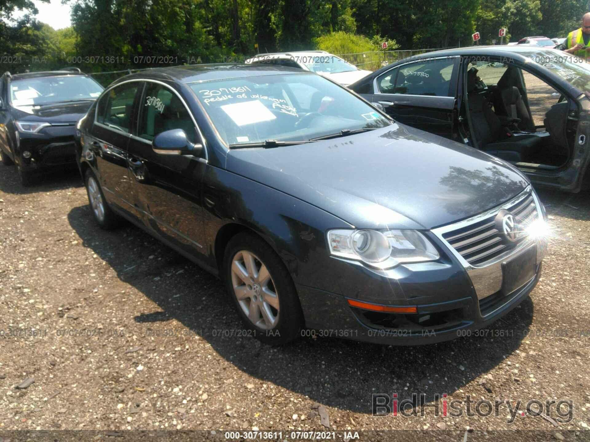 Photo WVWEK93C36P036050 - VOLKSWAGEN PASSAT SEDAN 2006