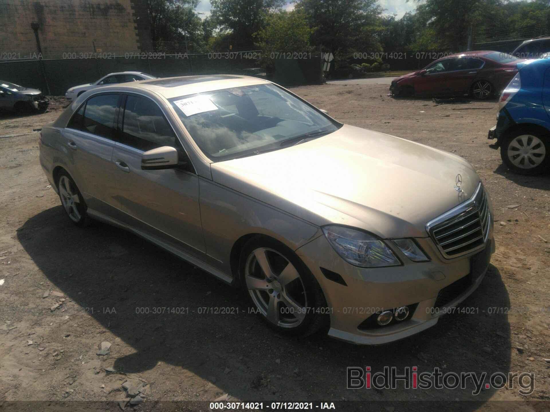 Фотография WDDHF8HB5AA174833 - MERCEDES-BENZ E-CLASS 2010