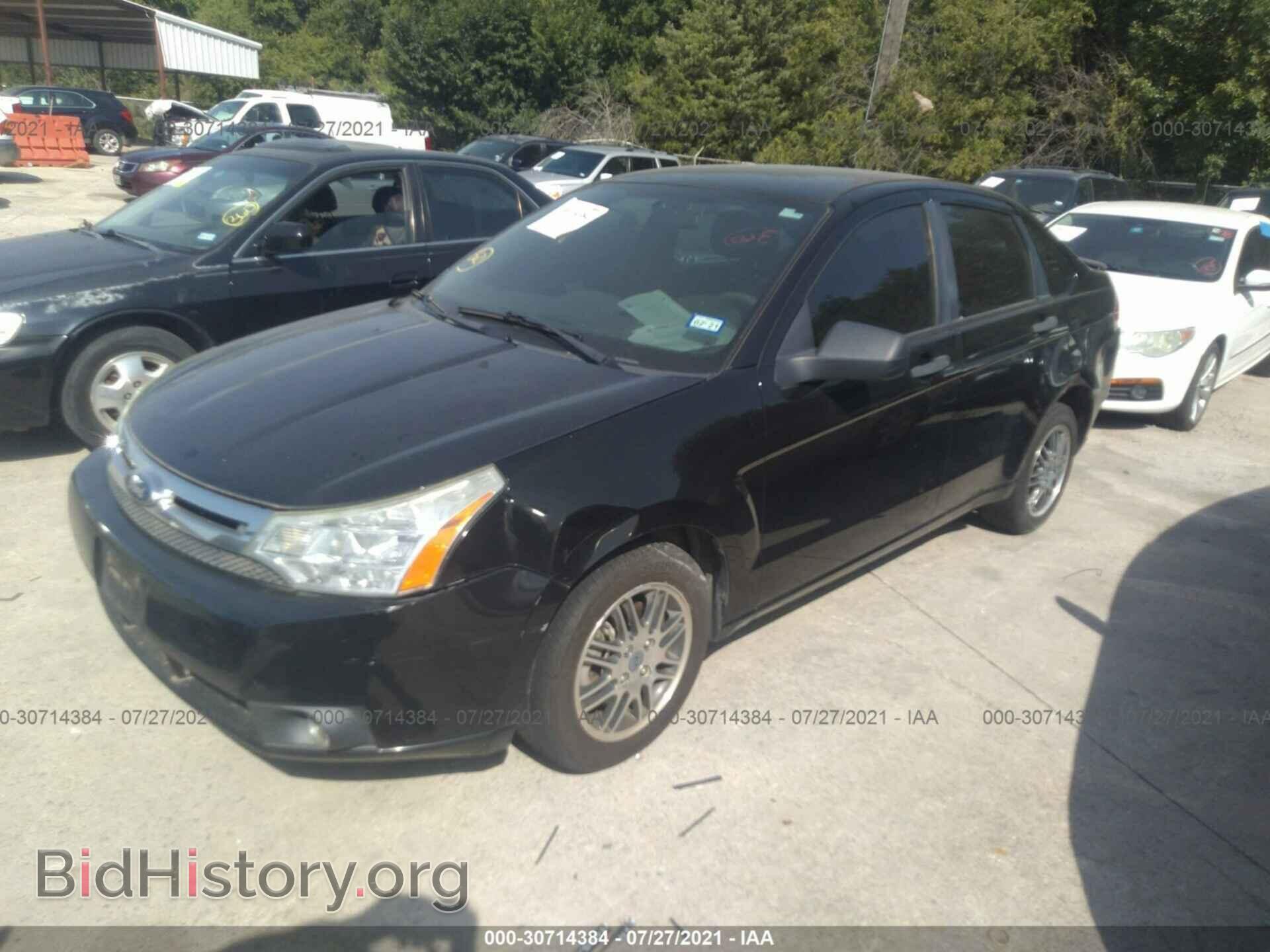 2011 FORD FOCUS - VIN: 1FAHP3FN2BW164665 - Фото 2
