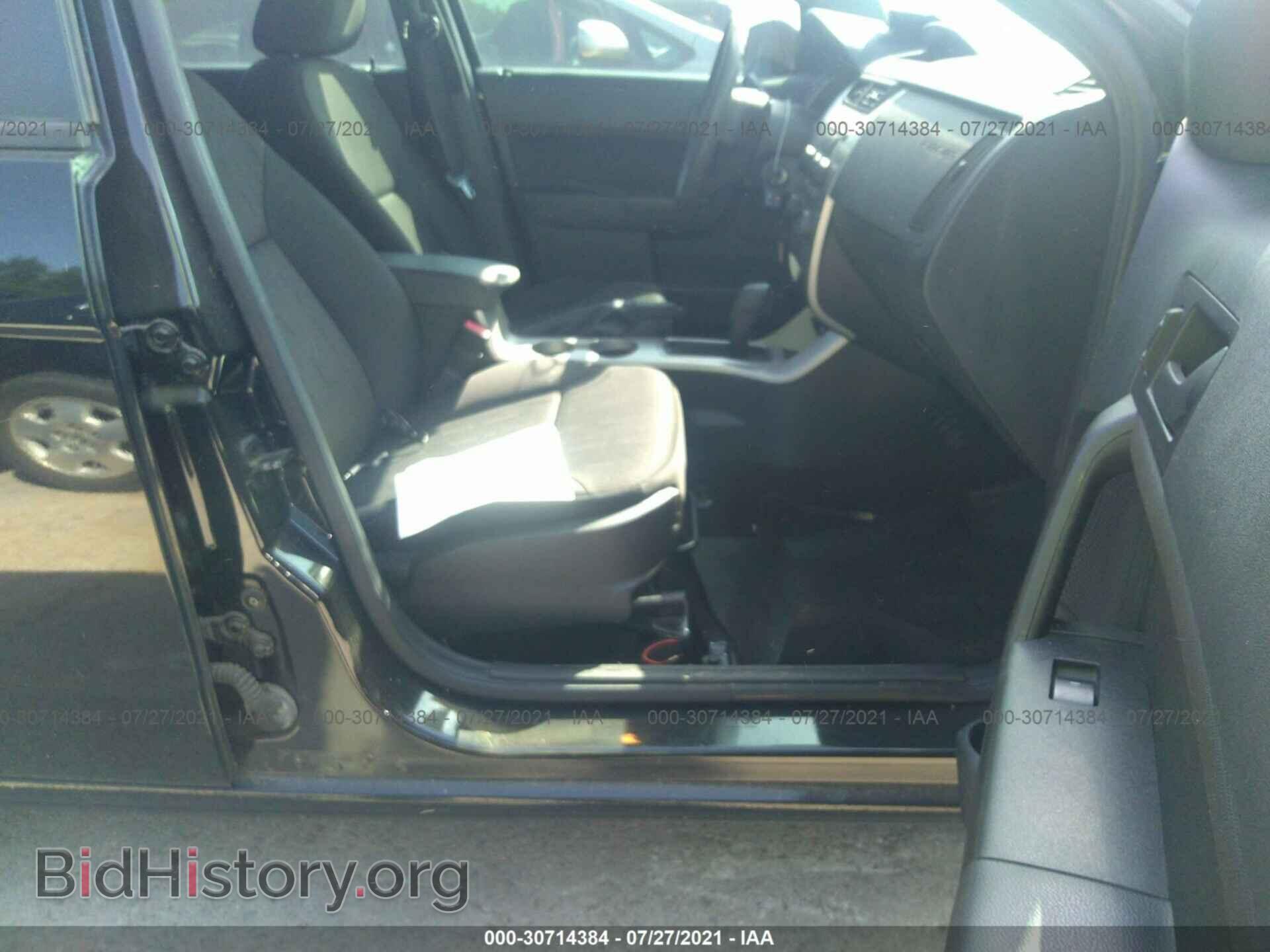 2011 FORD FOCUS - VIN: 1FAHP3FN2BW164665 - Фото 5
