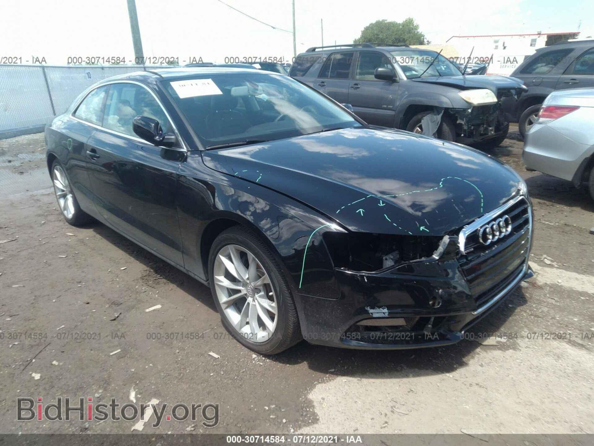 Photo WAUCFAFR4DA079421 - AUDI A5 2013