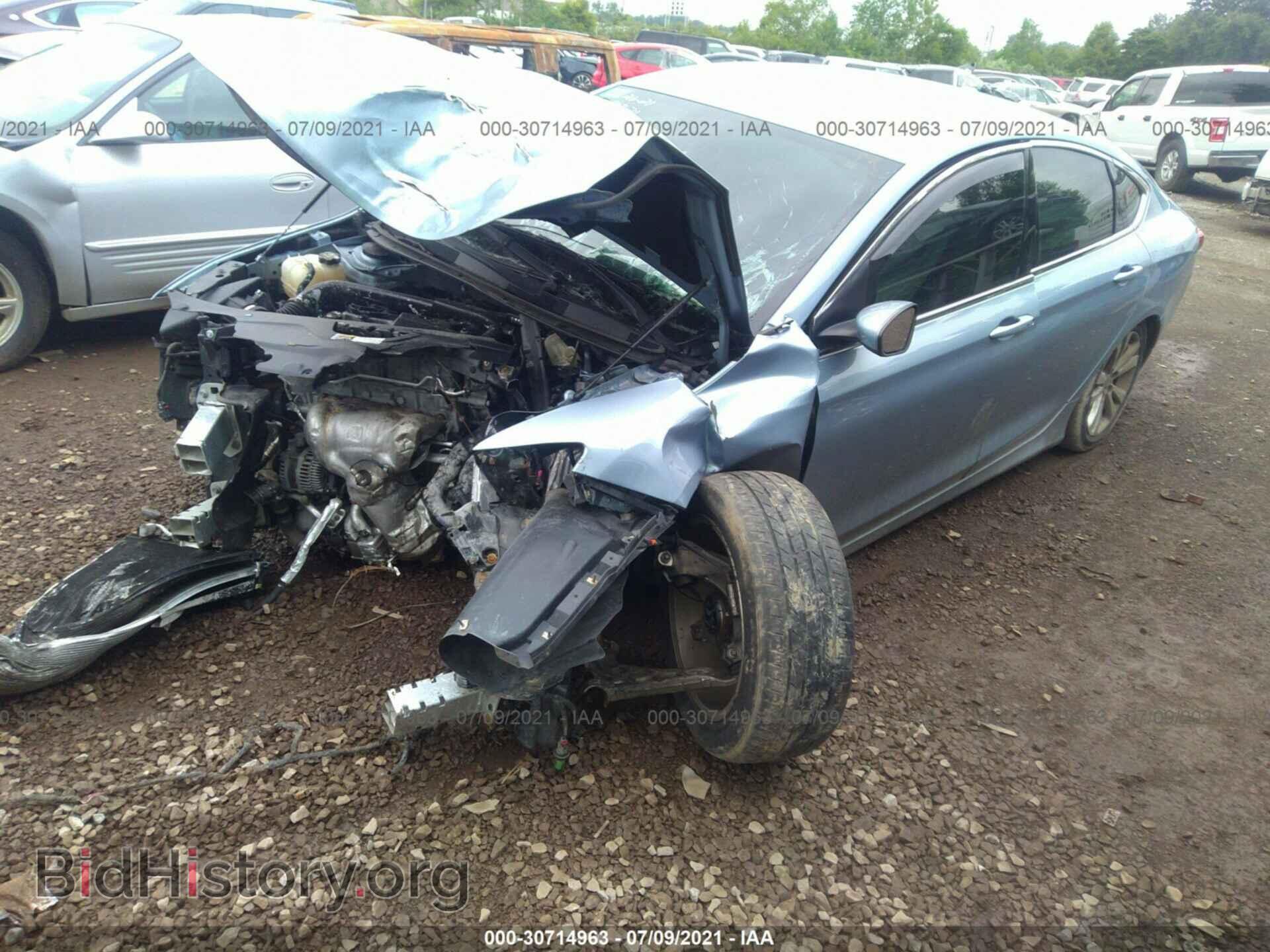 2015 CHRYSLER 200 - VIN: 1C3CCCAB2FN683311 - Photo 2