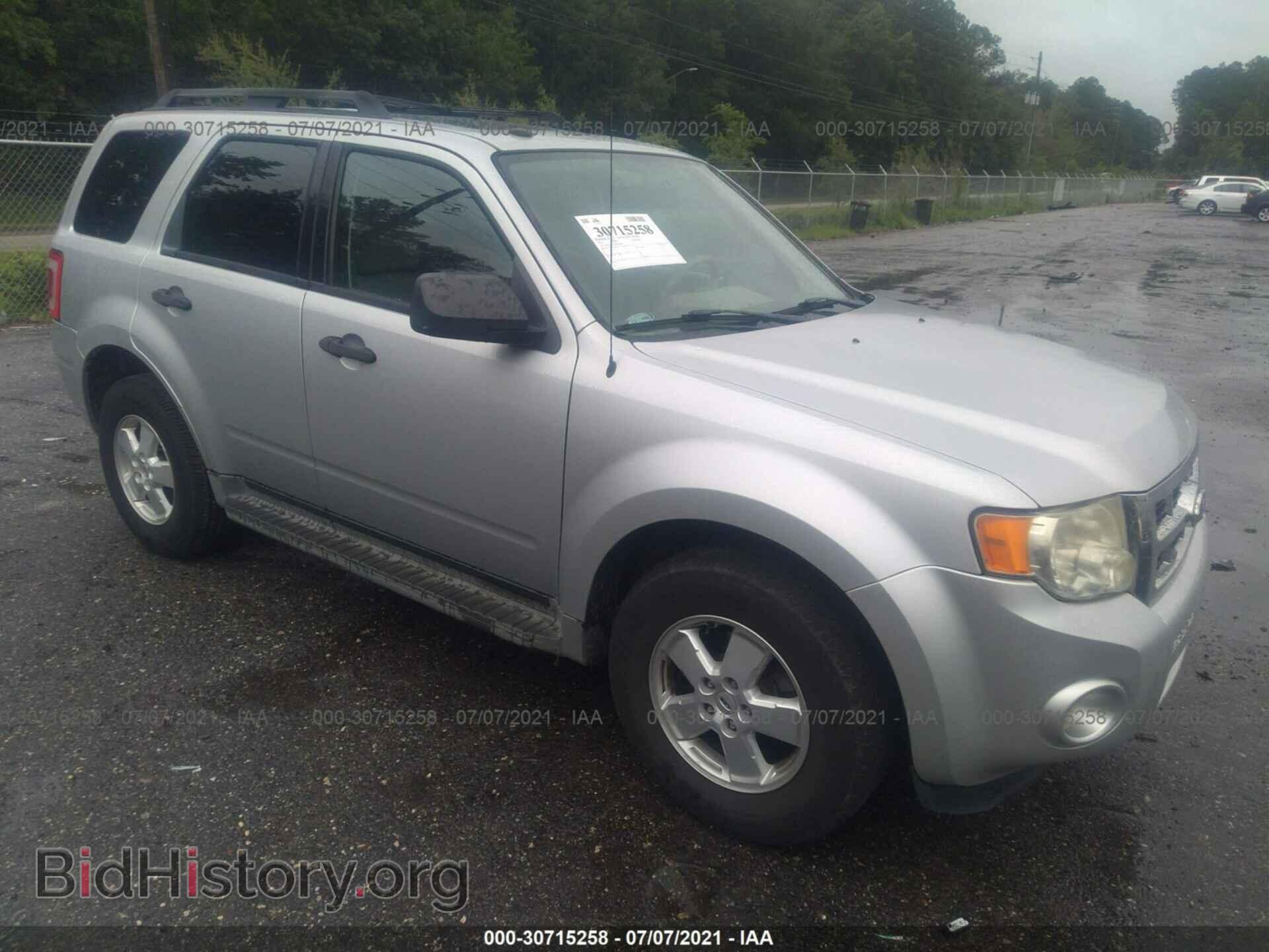 Фотография 1FMCU0DG2BKB10026 - FORD ESCAPE 2011