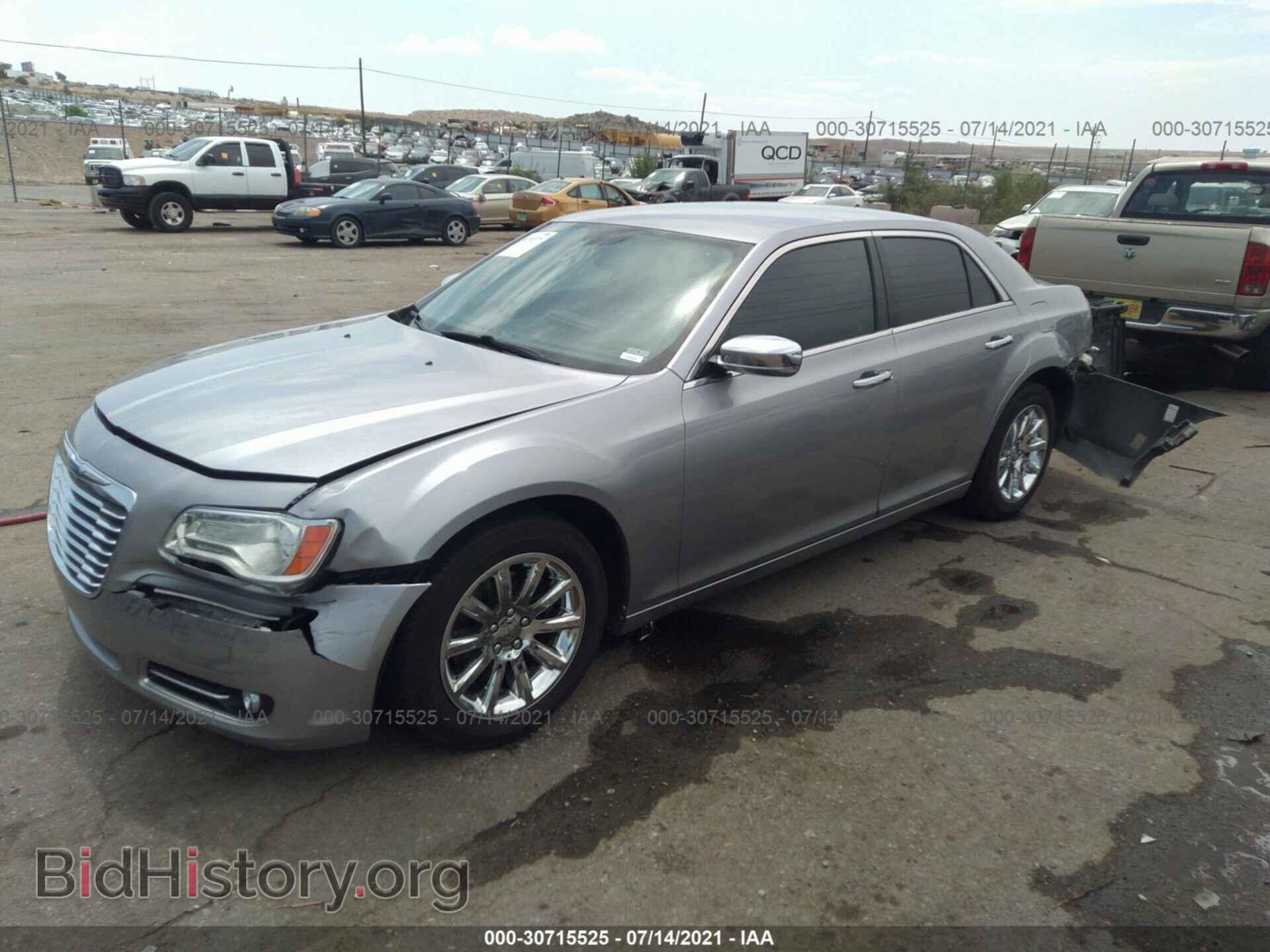 2013 CHRYSLER 300 - VIN: 2C3CCAEG8DH727991 - Фото 2