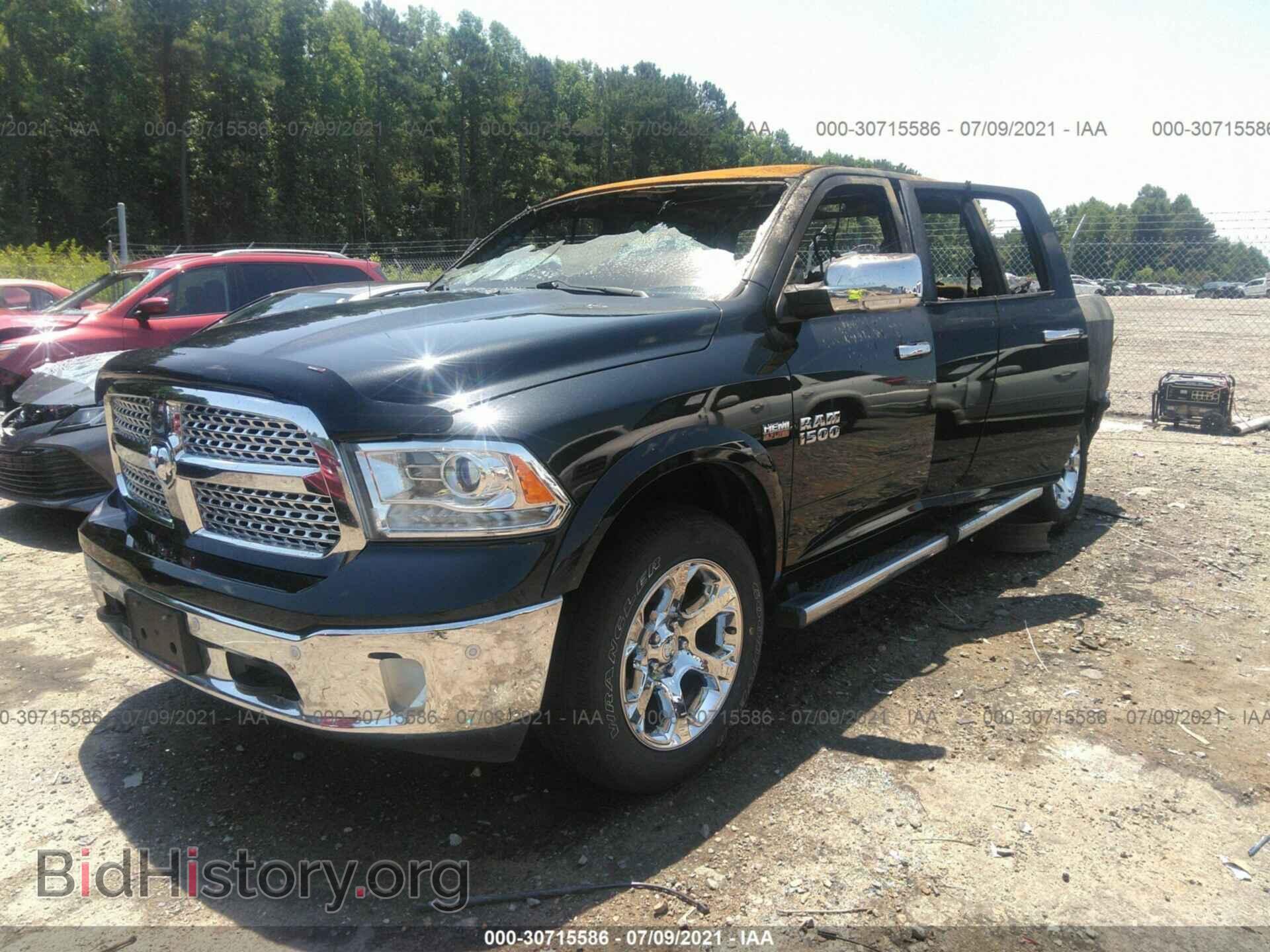 2015 RAM 1500 - VIN: 1C6RR7NT7FS740125 - Фото 2