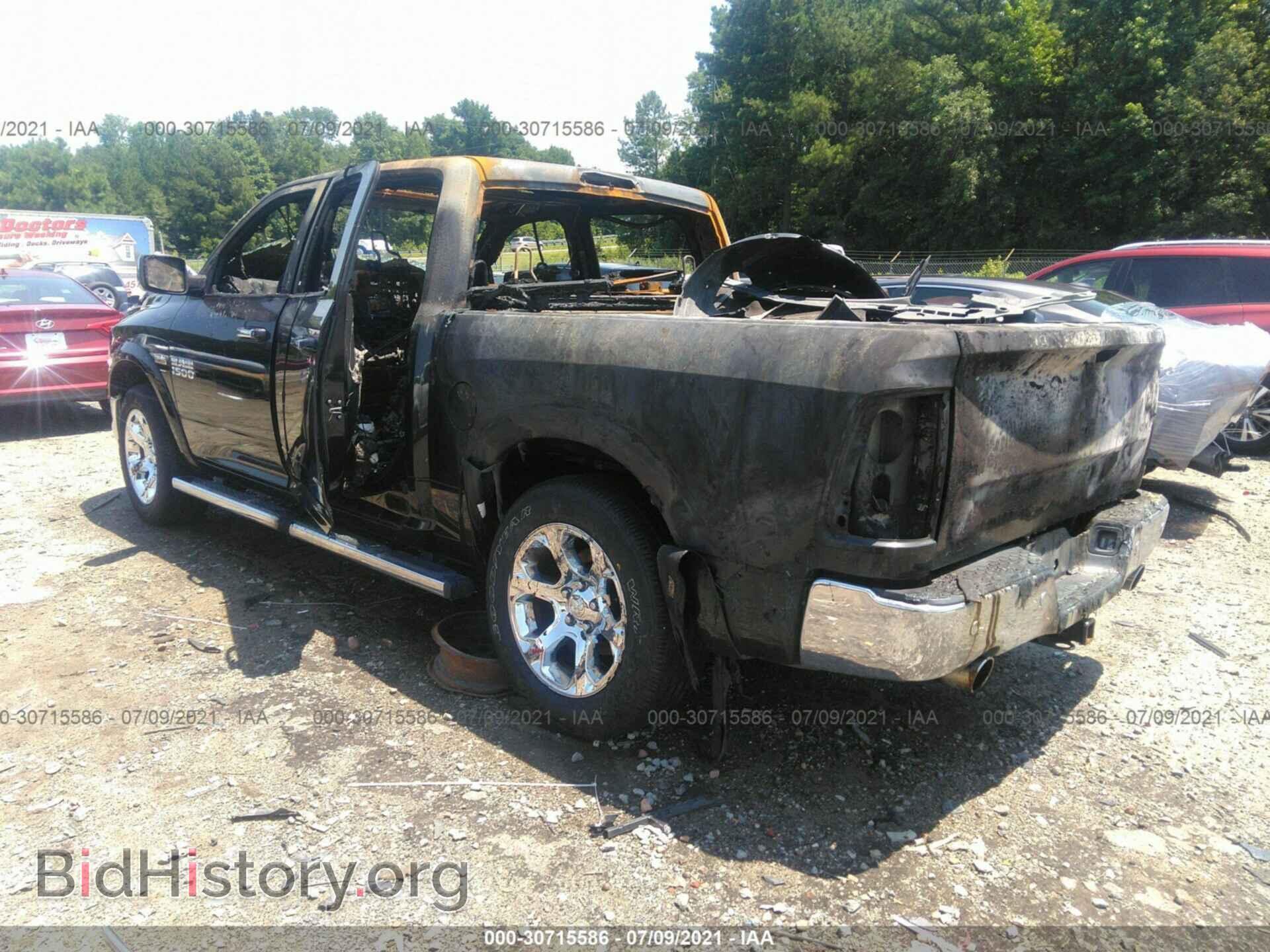 2015 RAM 1500 - VIN: 1C6RR7NT7FS740125 - Фото 3