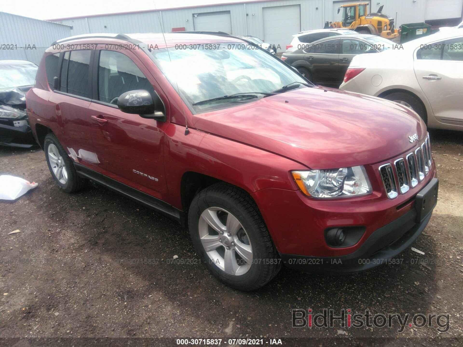 Photo 1C4NJDEB3DD190458 - JEEP COMPASS 2013