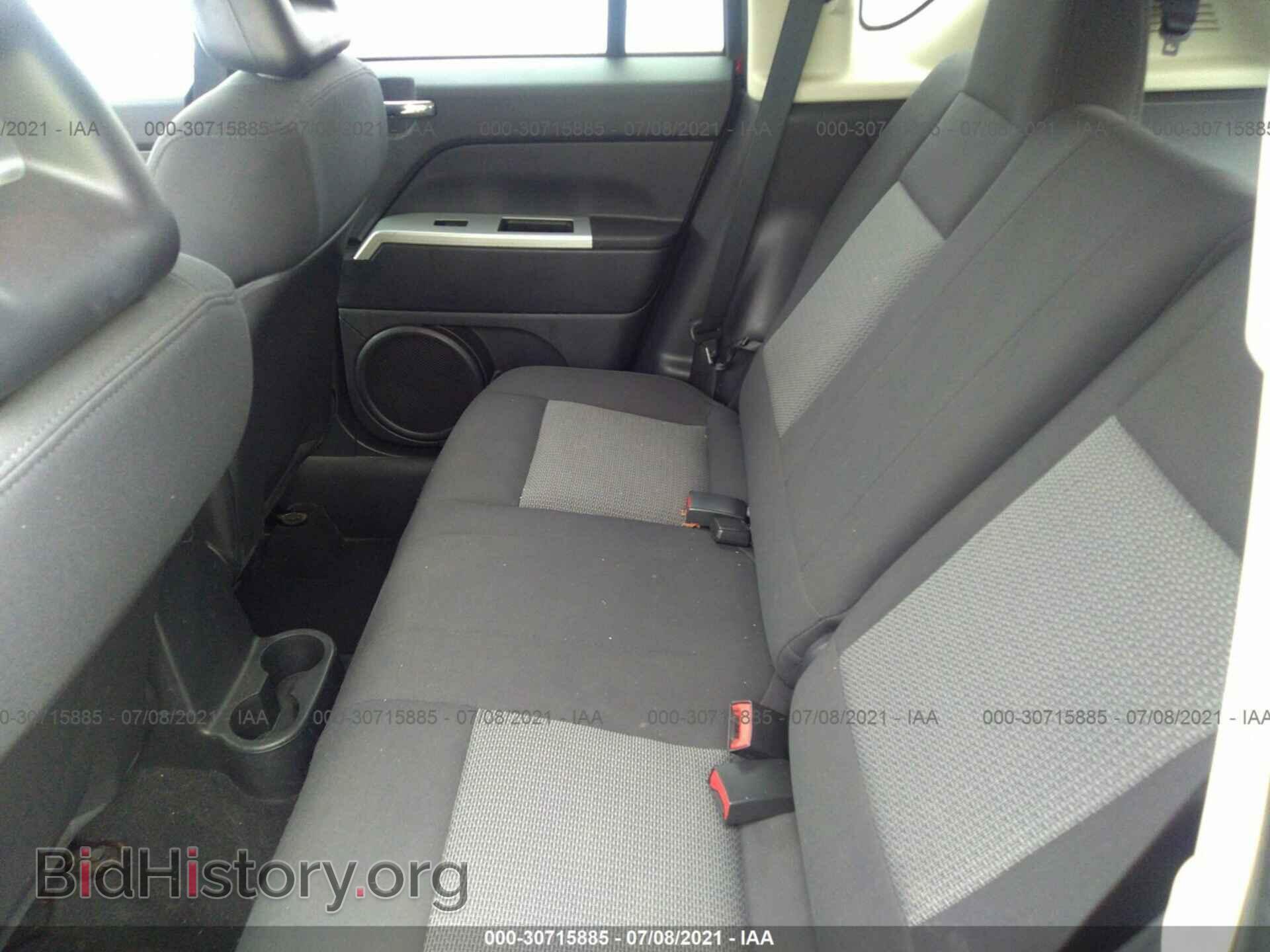 2008 JEEP COMPASS - VIN: 1J8FT47W78D752777 - Фото 8