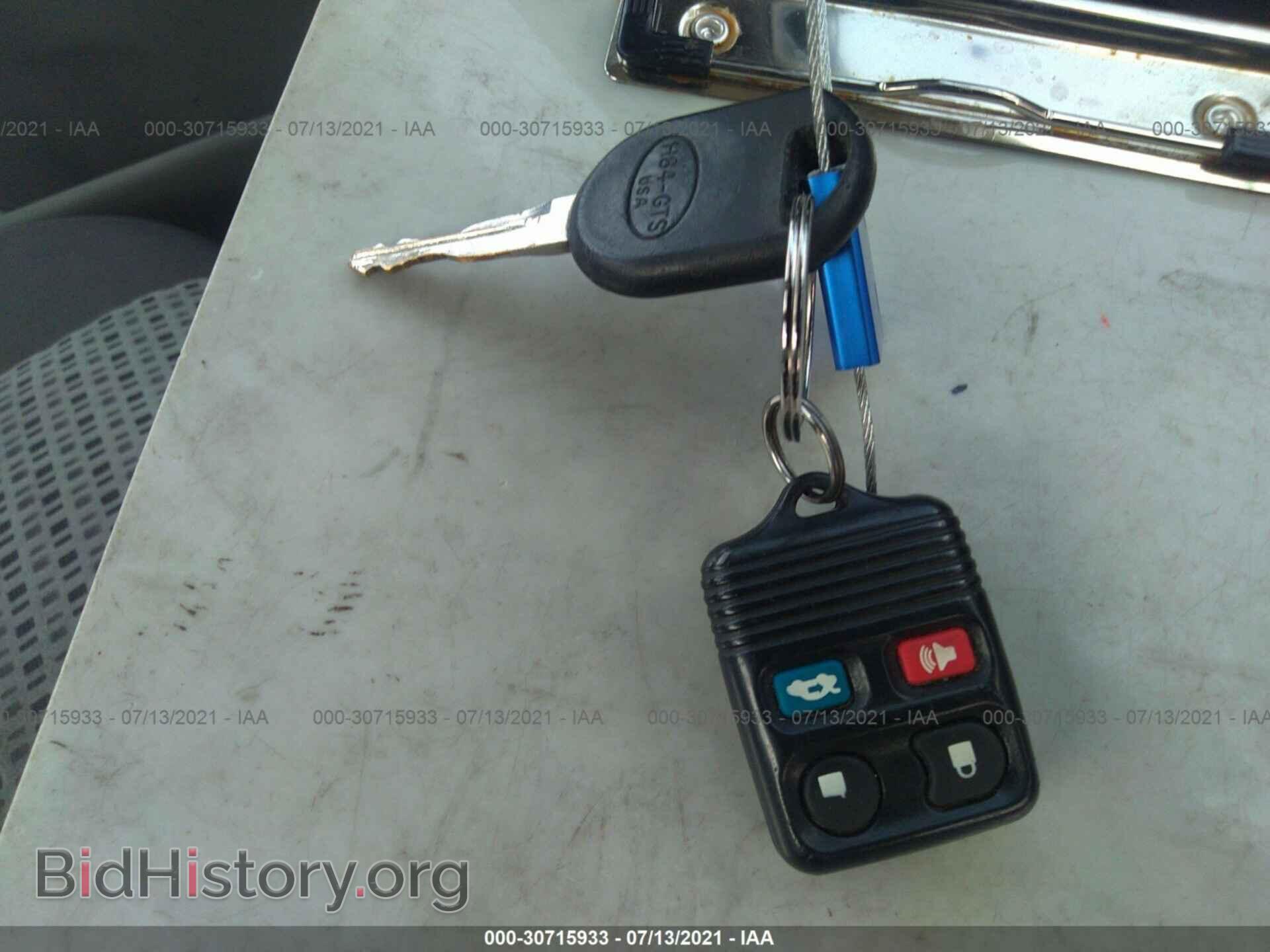 2006 FORD FOCUS - VIN: 1FAFP34N16W109138 - Фото 11