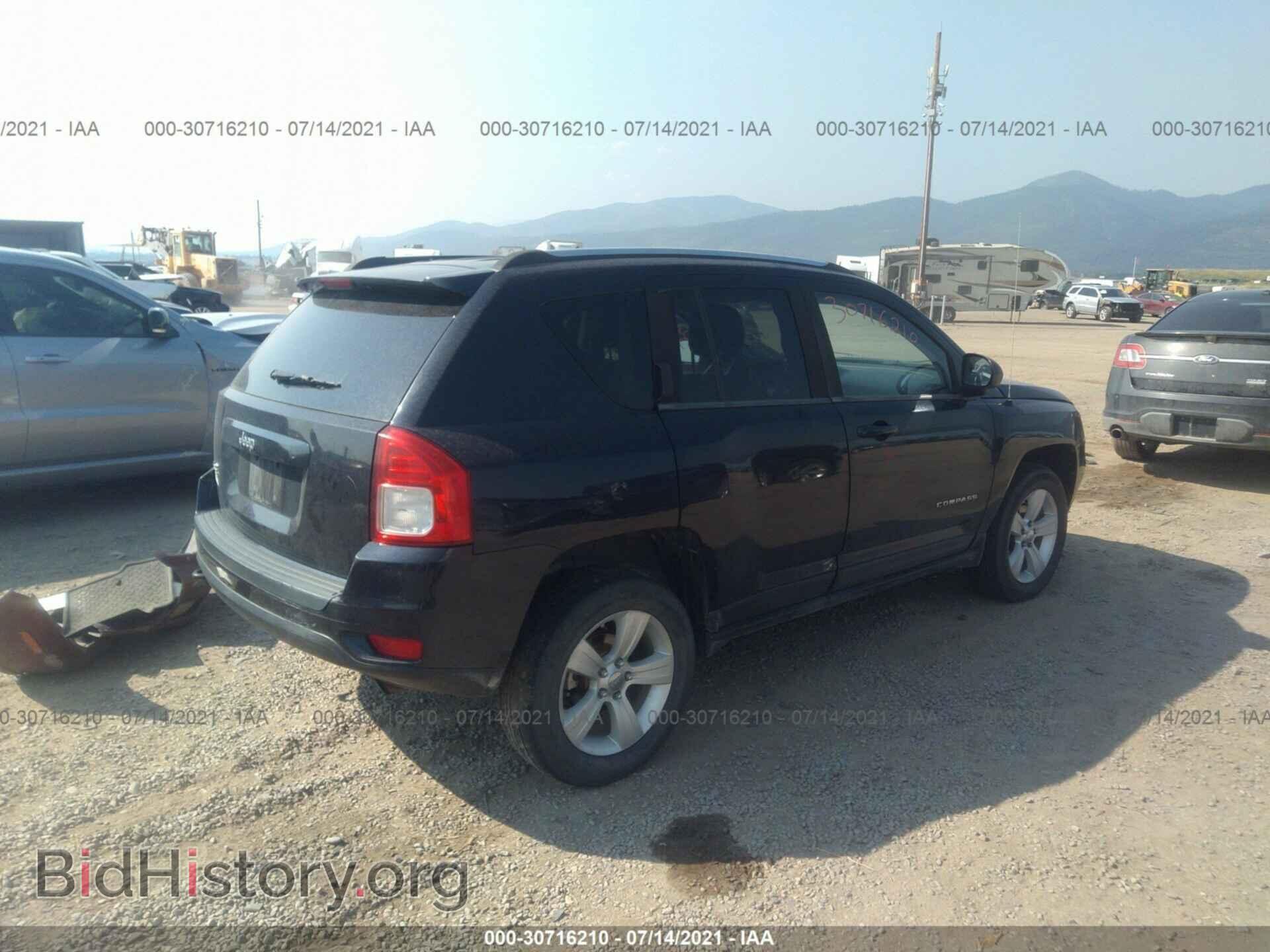 2011 JEEP COMPASS - VIN: 1J4NF1FB2BD169834 - Photo 4