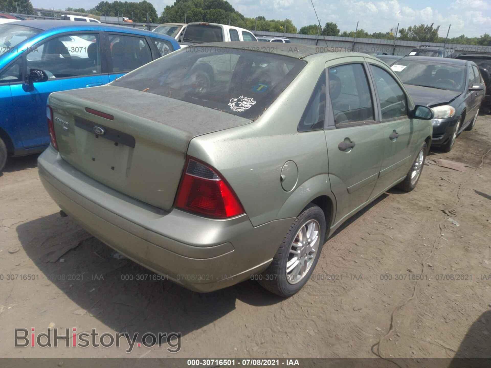 2007 FORD FOCUS - VIN: 1FAFP34N77W289744 - Фото 4