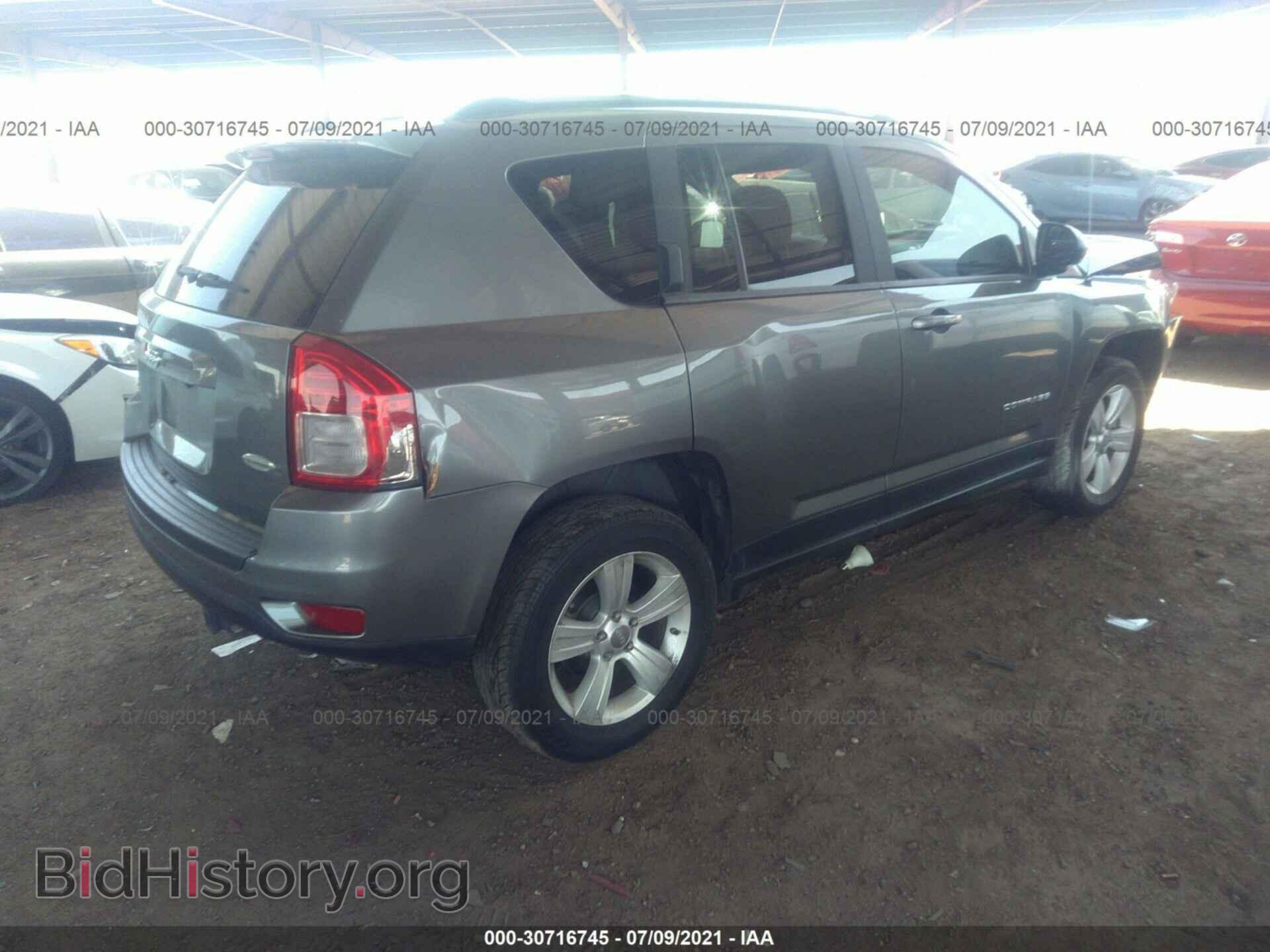 2012 JEEP COMPASS - VIN: 1C4NJDEB7CD608437 - Фото 4