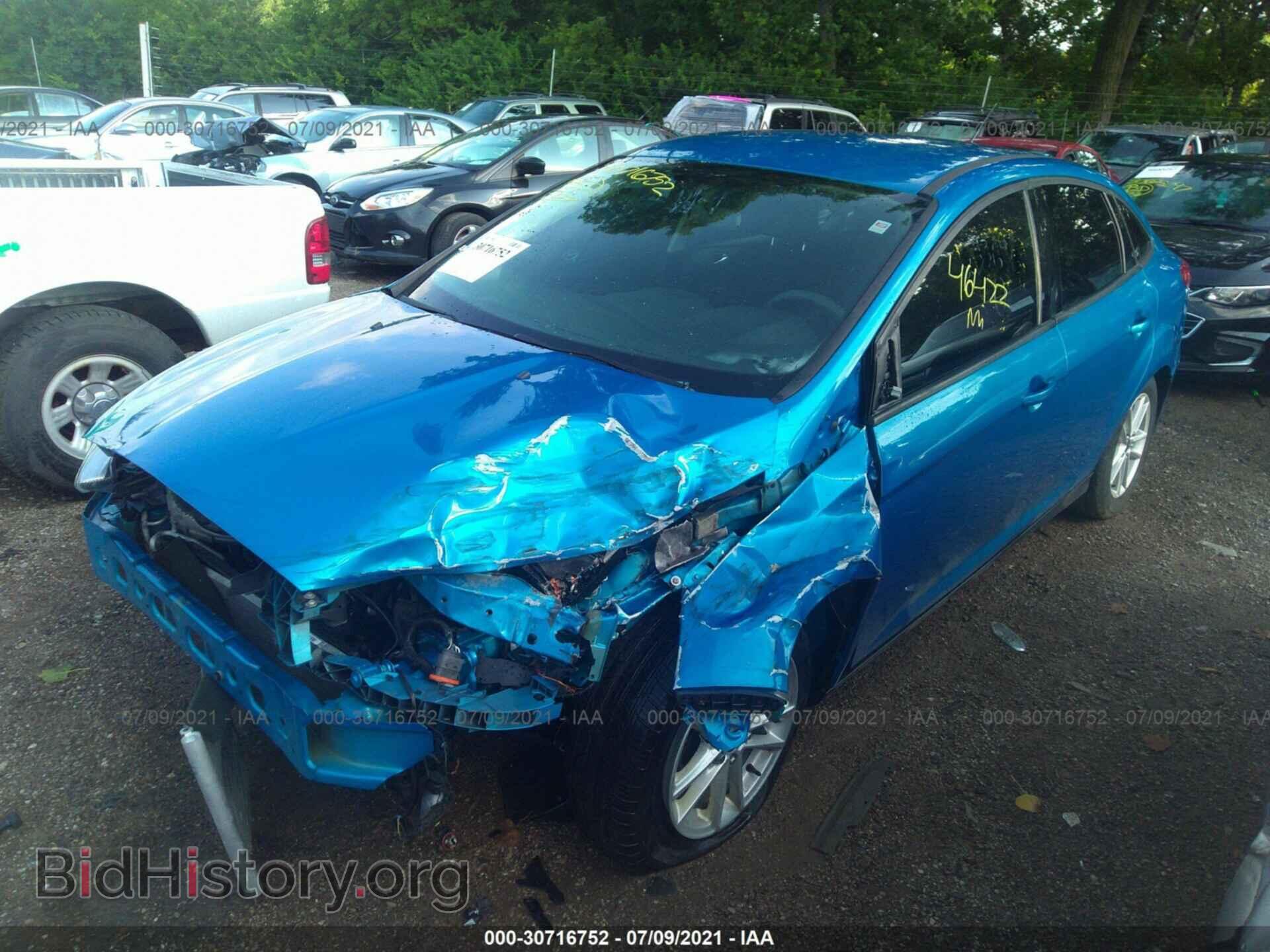2016 FORD FOCUS - VIN: 1FADP3F27GL243696 - Photo 2