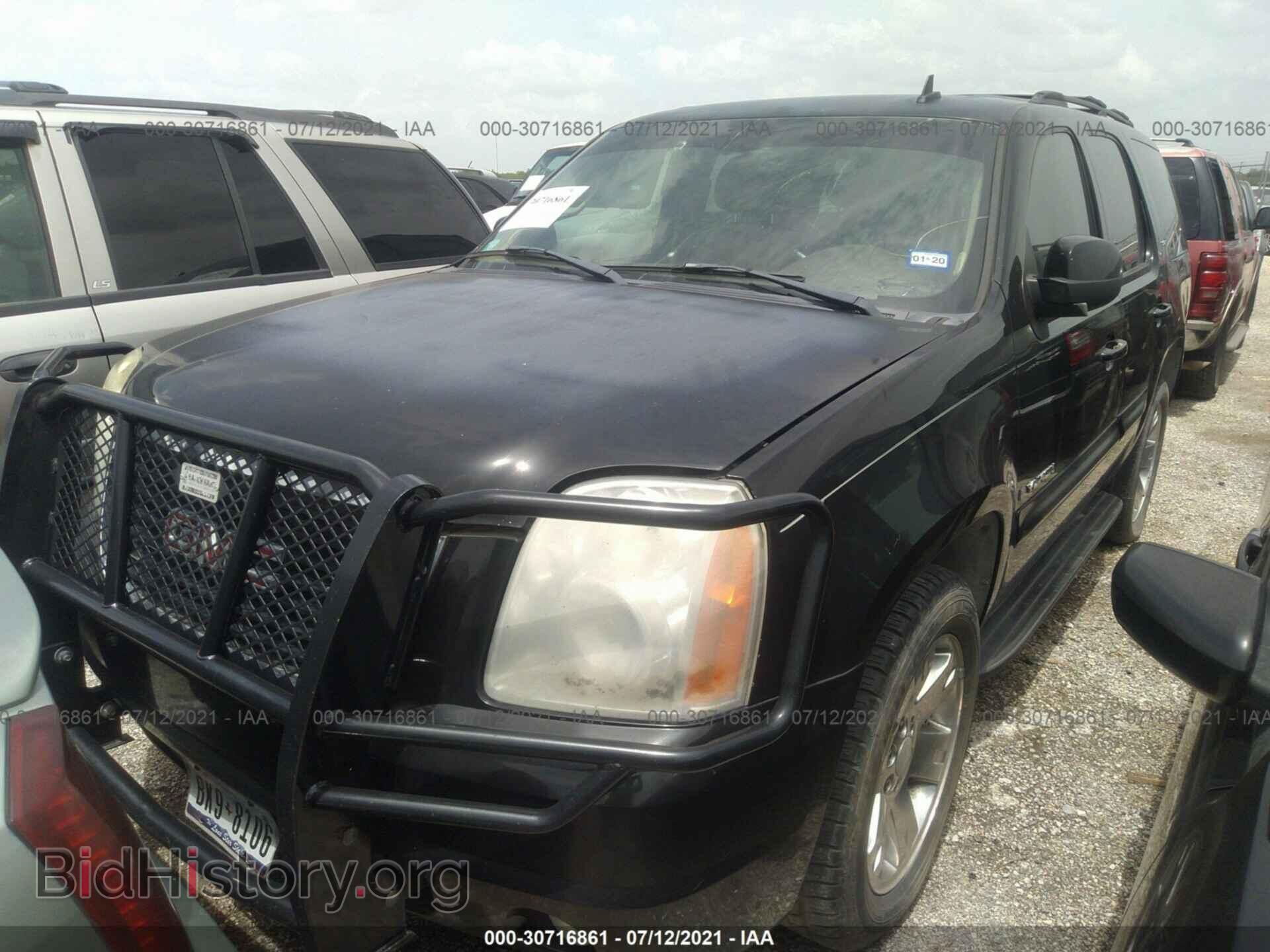 2007 GMC YUKON - VIN: 1GKFC13047R135155 - Фото 2