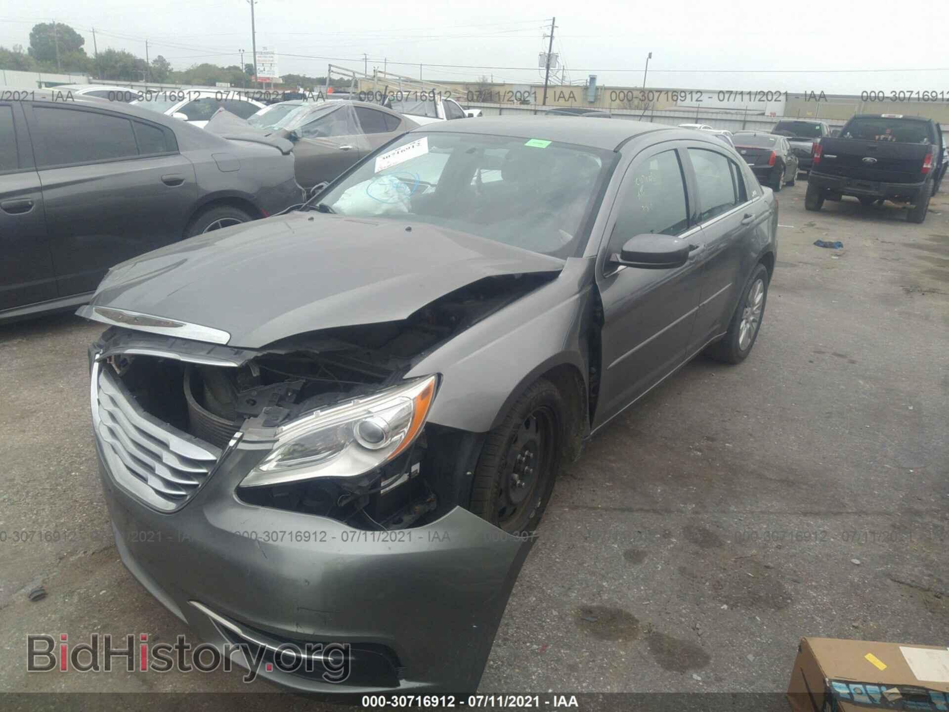 2012 CHRYSLER 200 - VIN: 1C3CCBAB4CN317629 - Photo 2