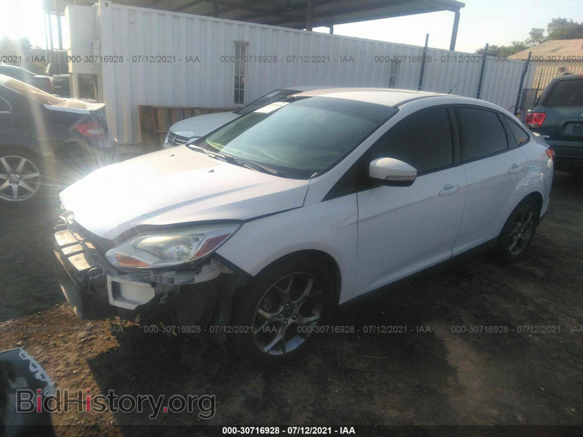 2013 FORD FOCUS - VIN: 1FADP3F24DL247670 - Фото 2