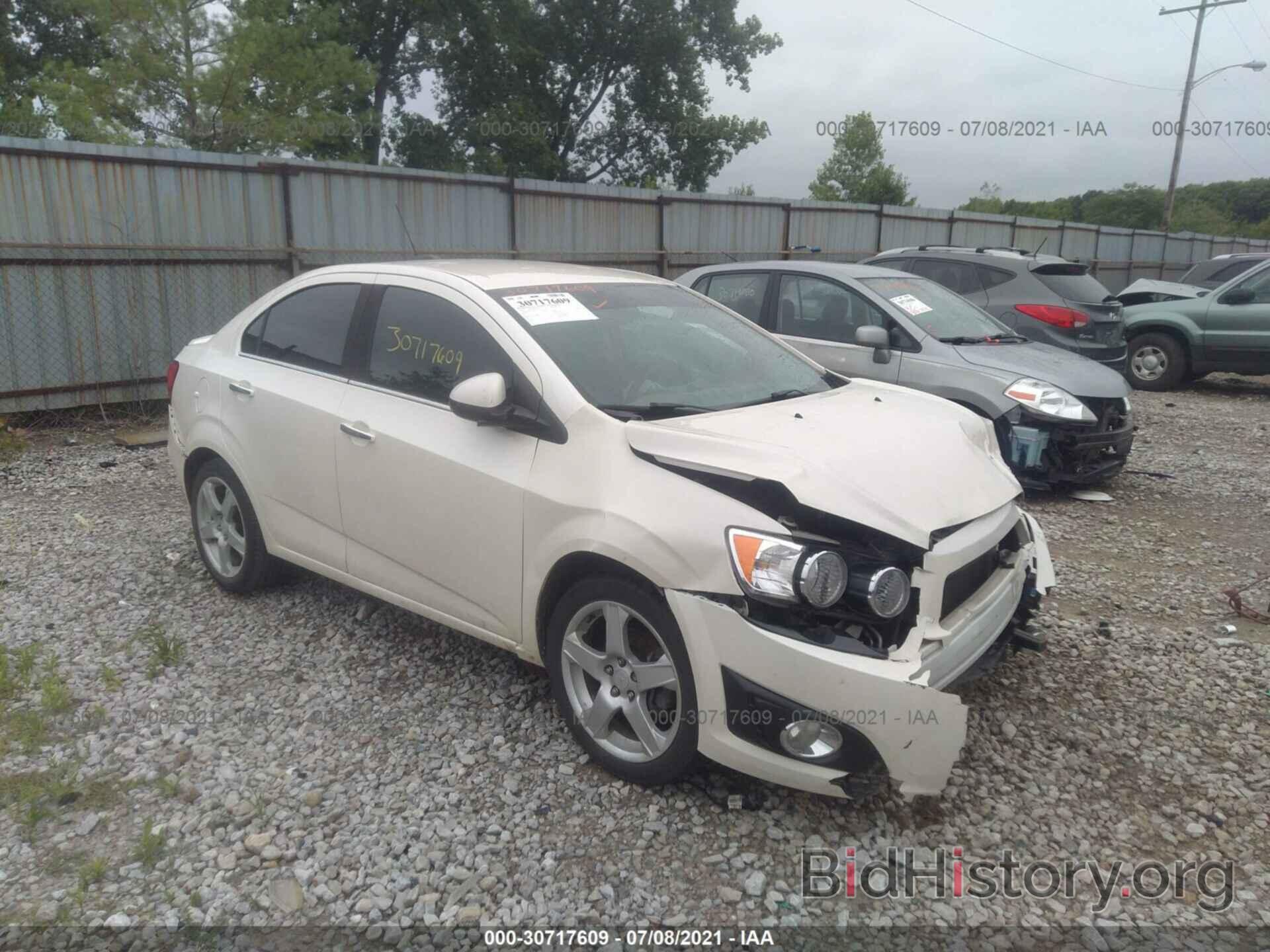 Photo 1G1JE5SB6F4105671 - CHEVROLET SONIC 2015