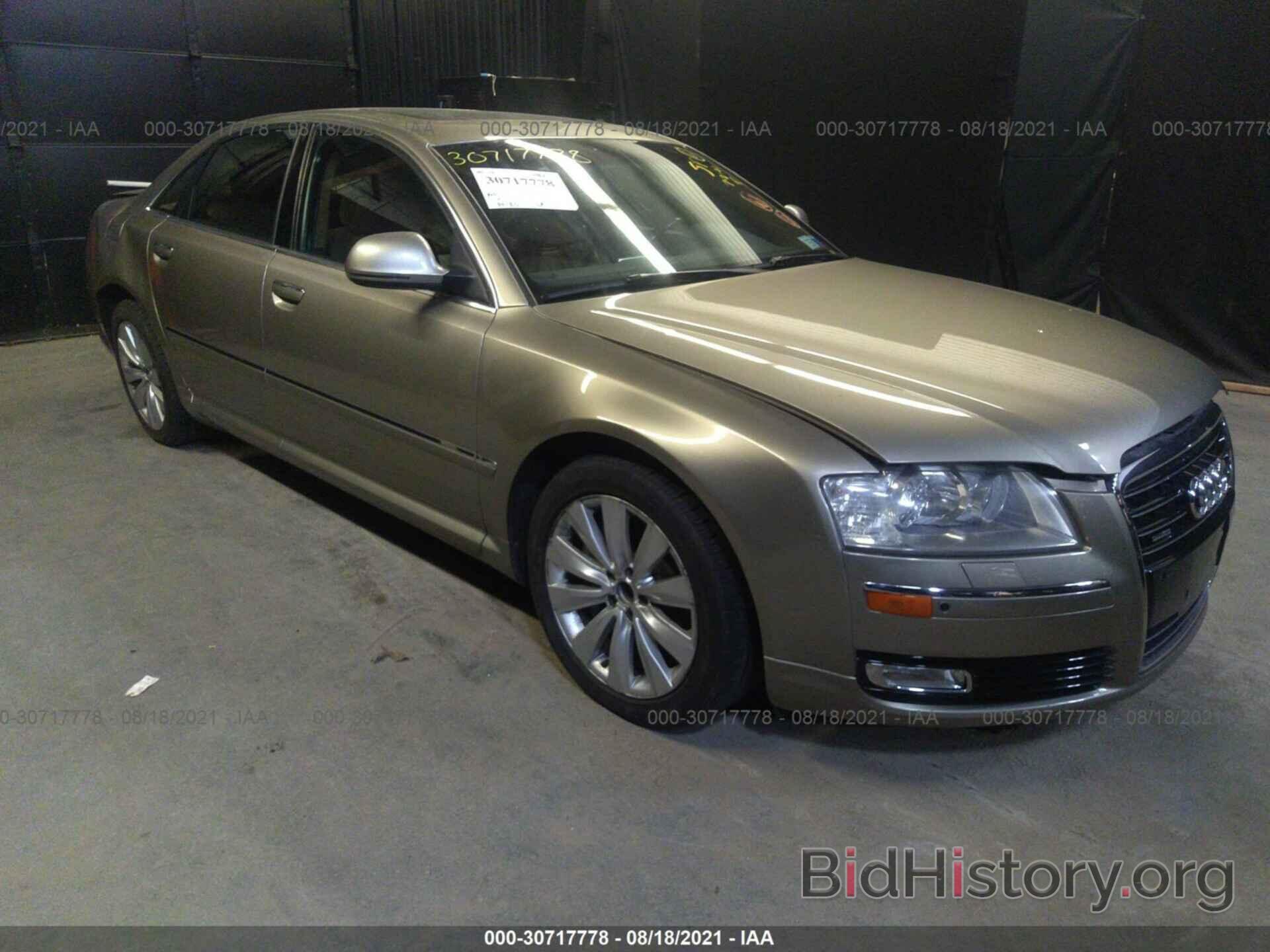 Photo WAULV94E69N012286 - AUDI A8 2009