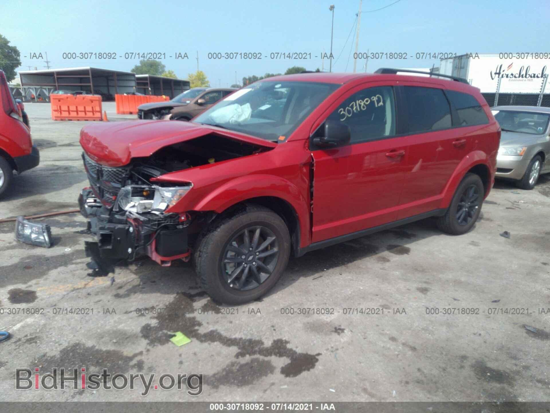 2020 DODGE JOURNEY - VIN: 3C4PDCAB0LT274178 - Photo 2