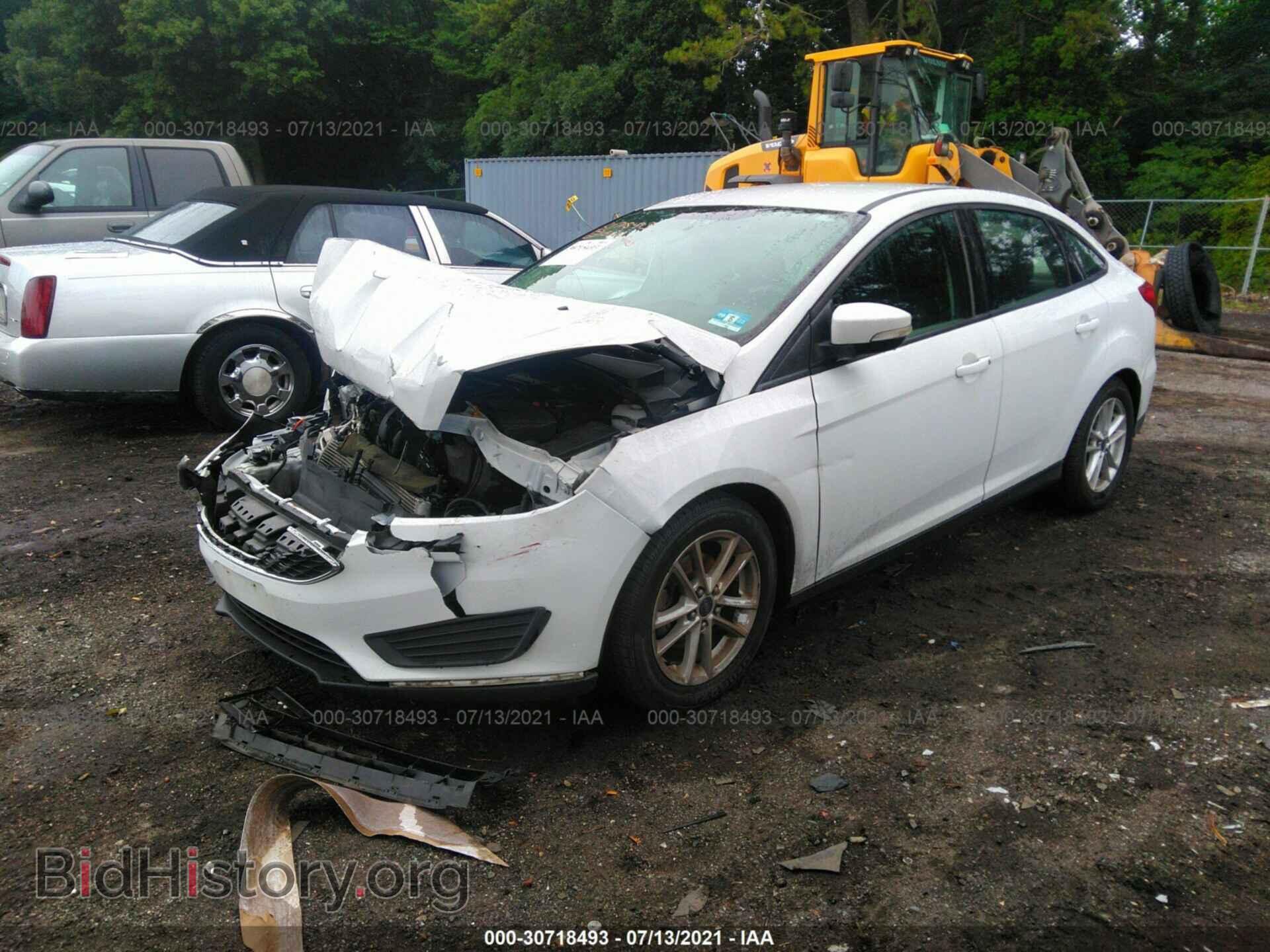 2015 FORD FOCUS - VIN: 1FADP3F28FL351257 - Photo 2