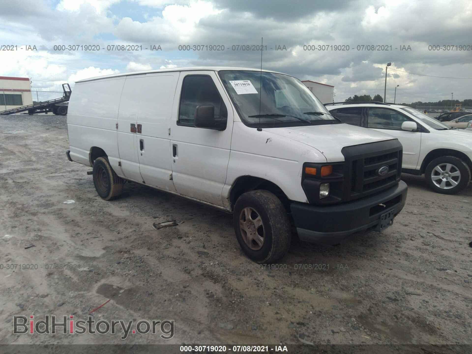 Photo 1FTNS2EW9BDA39660 - FORD ECONOLINE CARGO VAN 2011