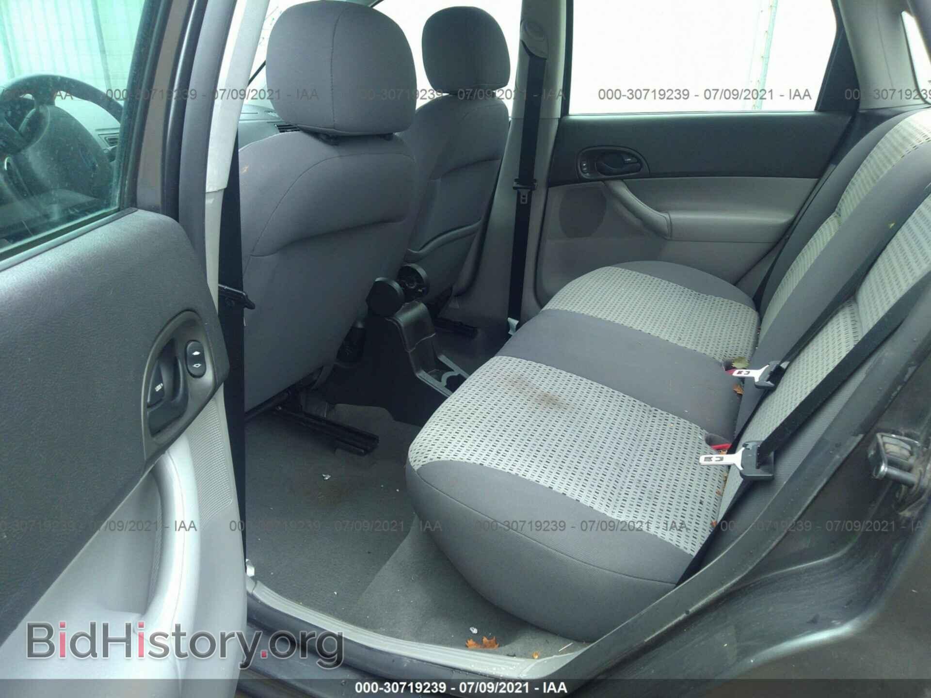 2007 FORD FOCUS - VIN: 1FAFP34N47W139526 - Фото 8