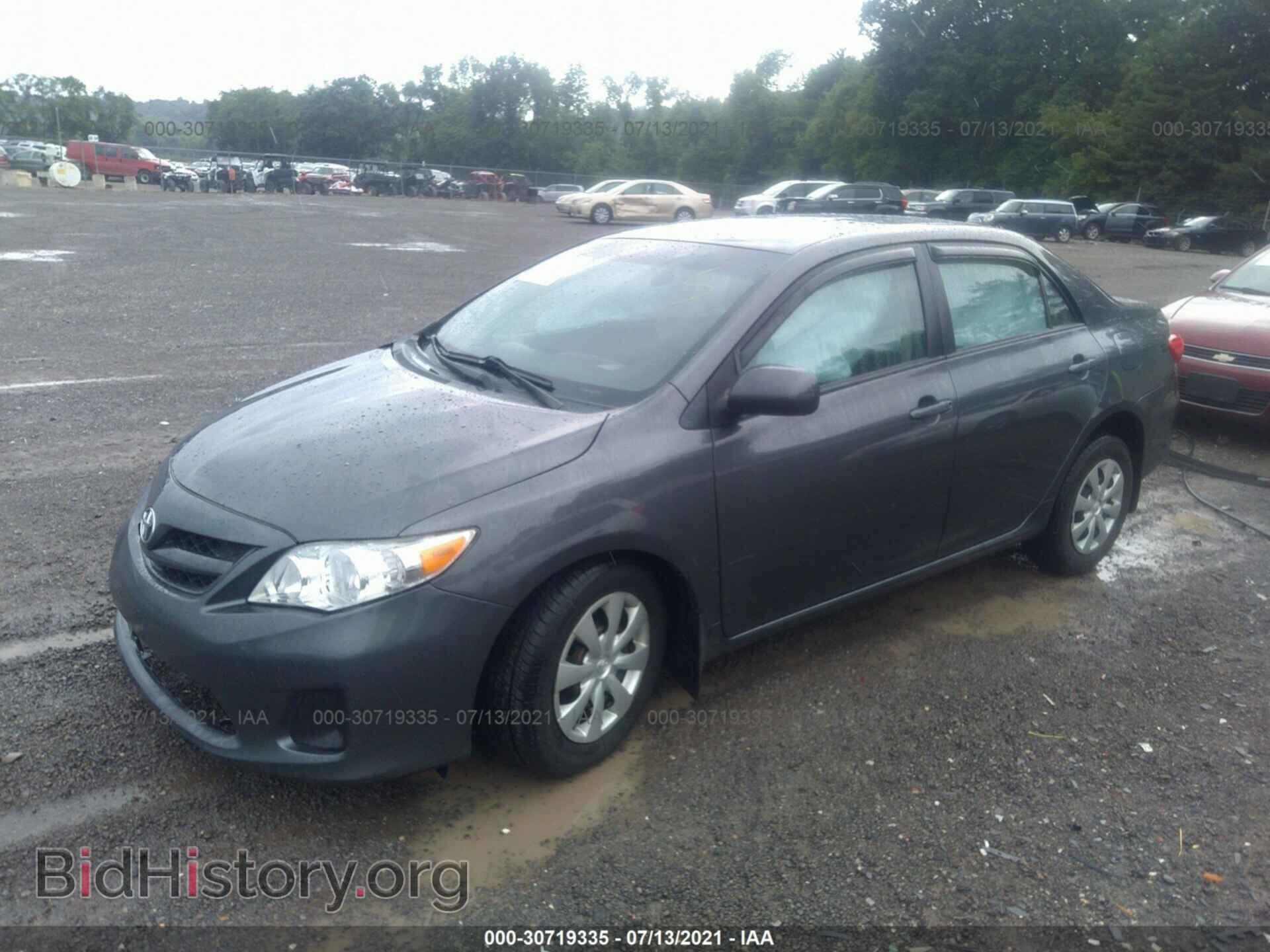 2011 TOYOTA COROLLA - VIN: 2T1BU4EE0BC541213 - Фото 2