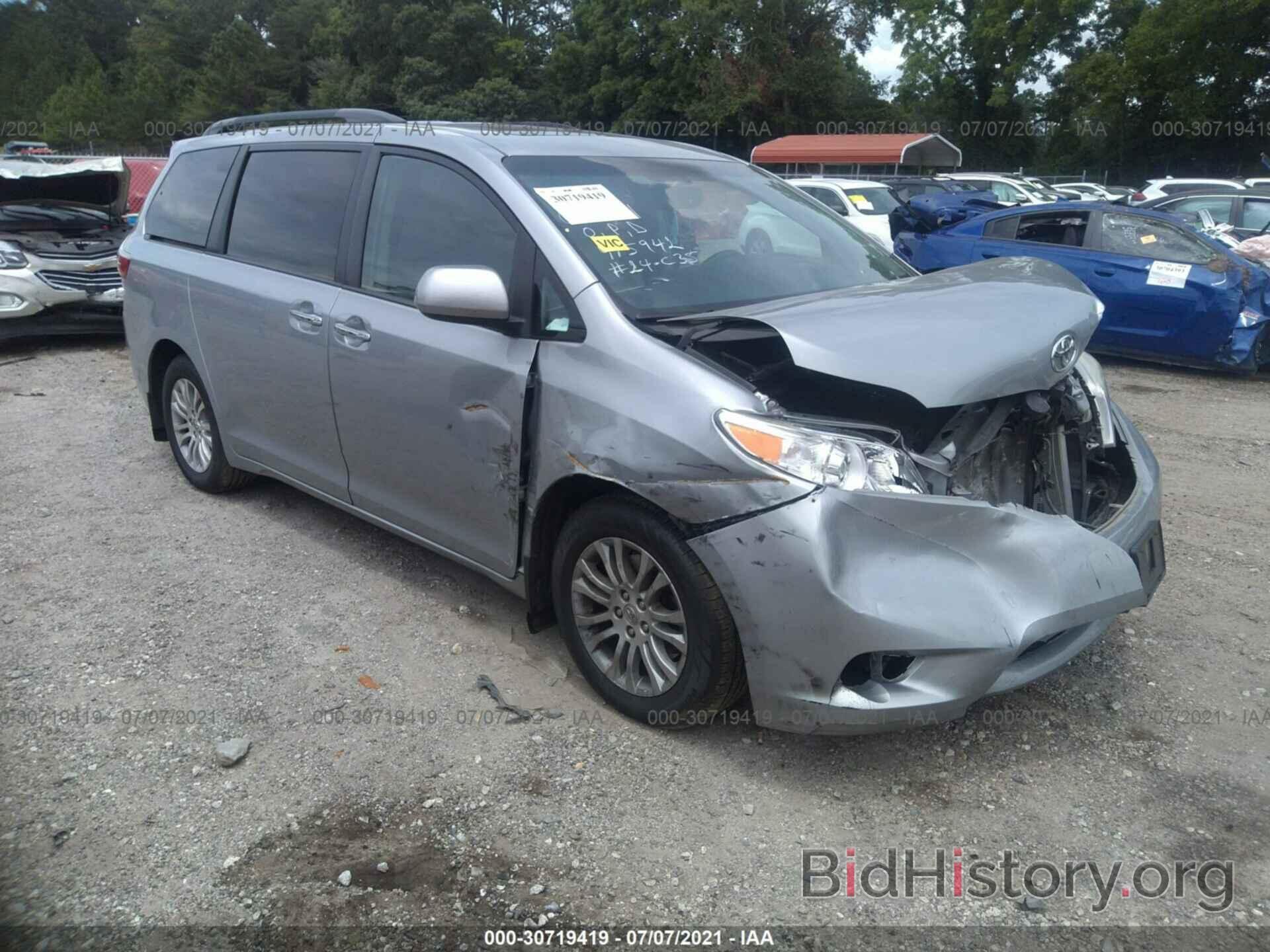 Photo 5TDYK3DC9GS735599 - TOYOTA SIENNA 2016