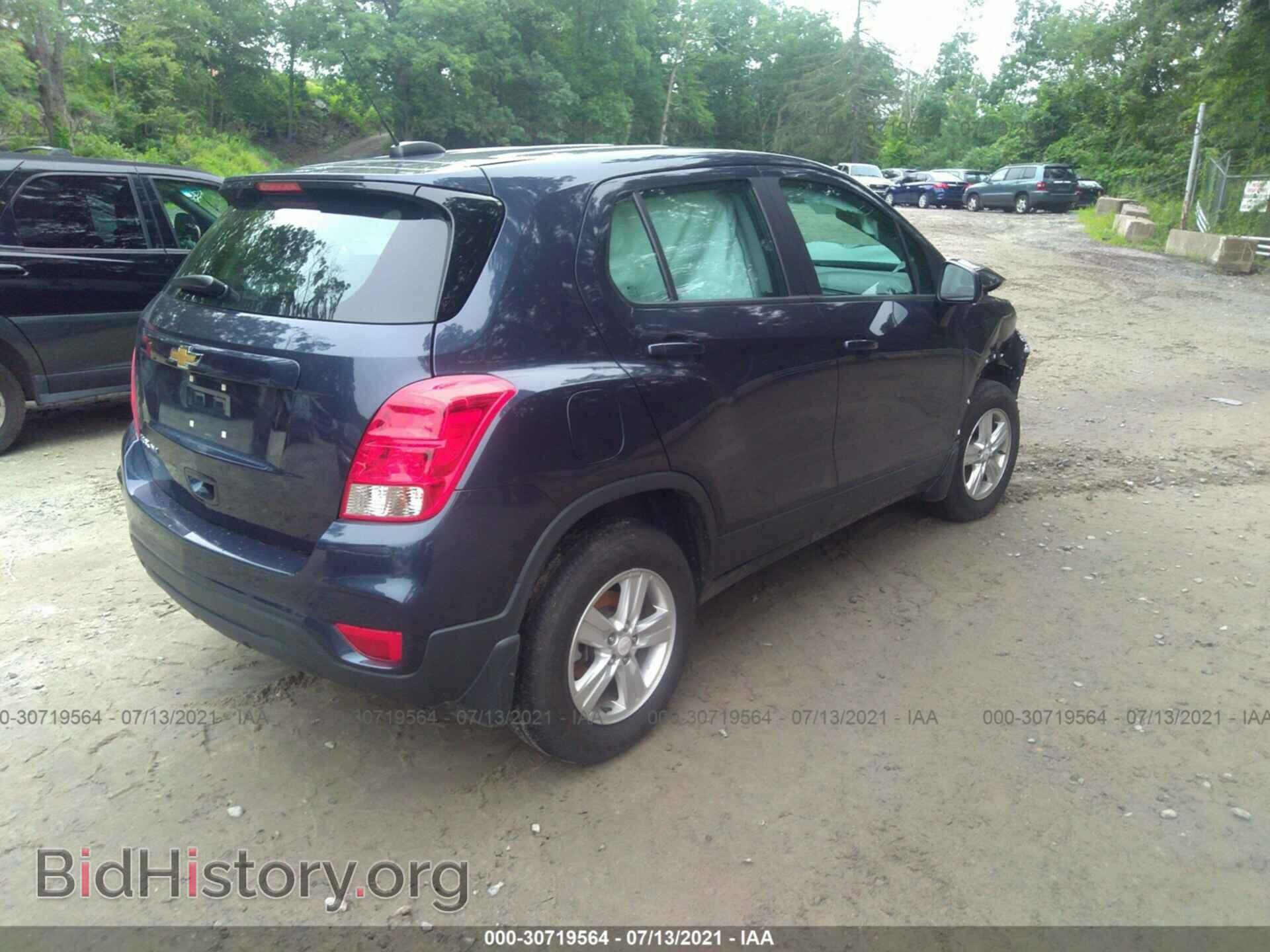 2018 CHEVROLET TRAX - VIN: 3GNCJNSB4JL172467 - Фото 4