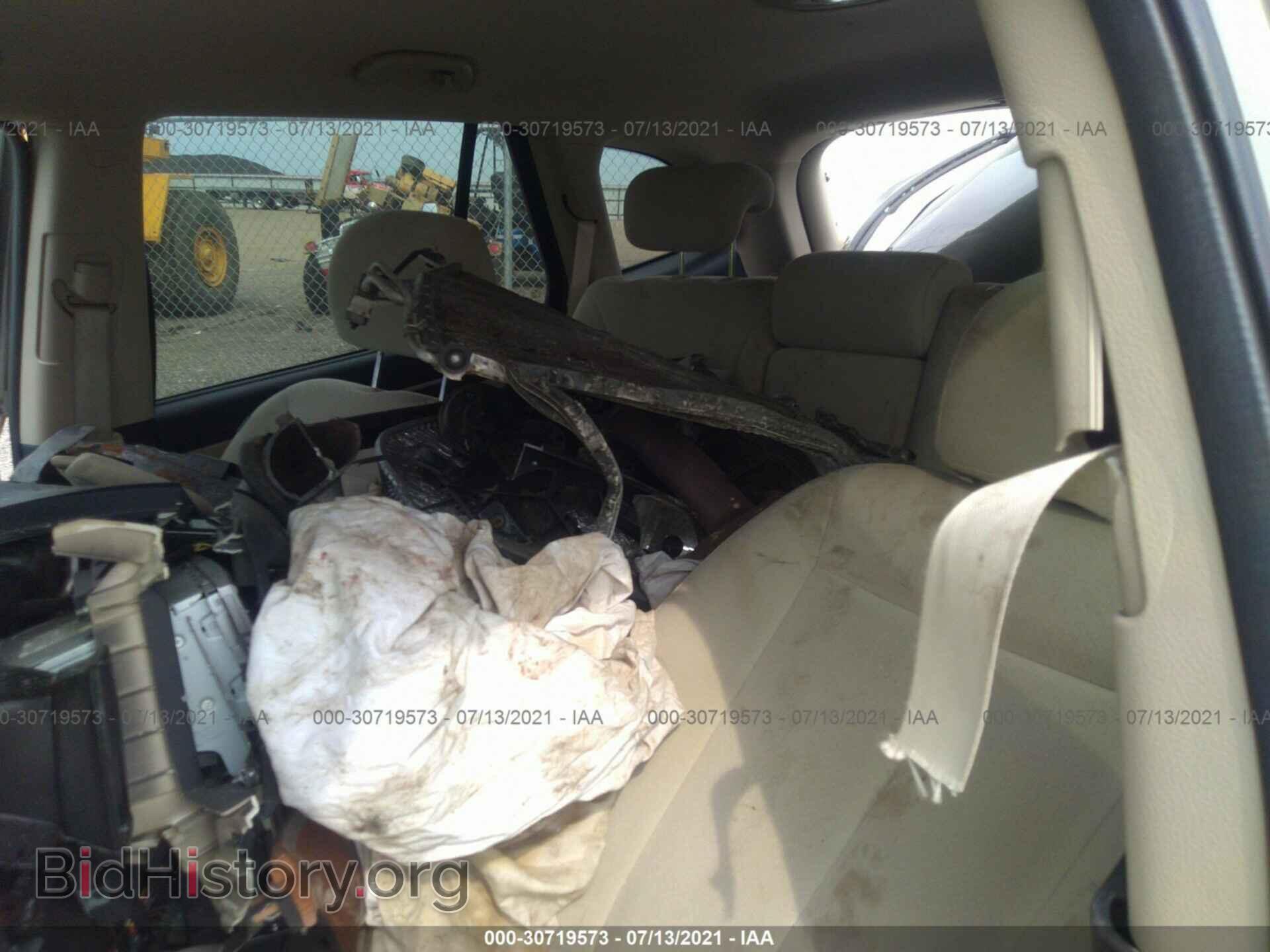 2009 HYUNDAI SANTA FE - VIN: 5NMSG73D99H232041 - Фото 8