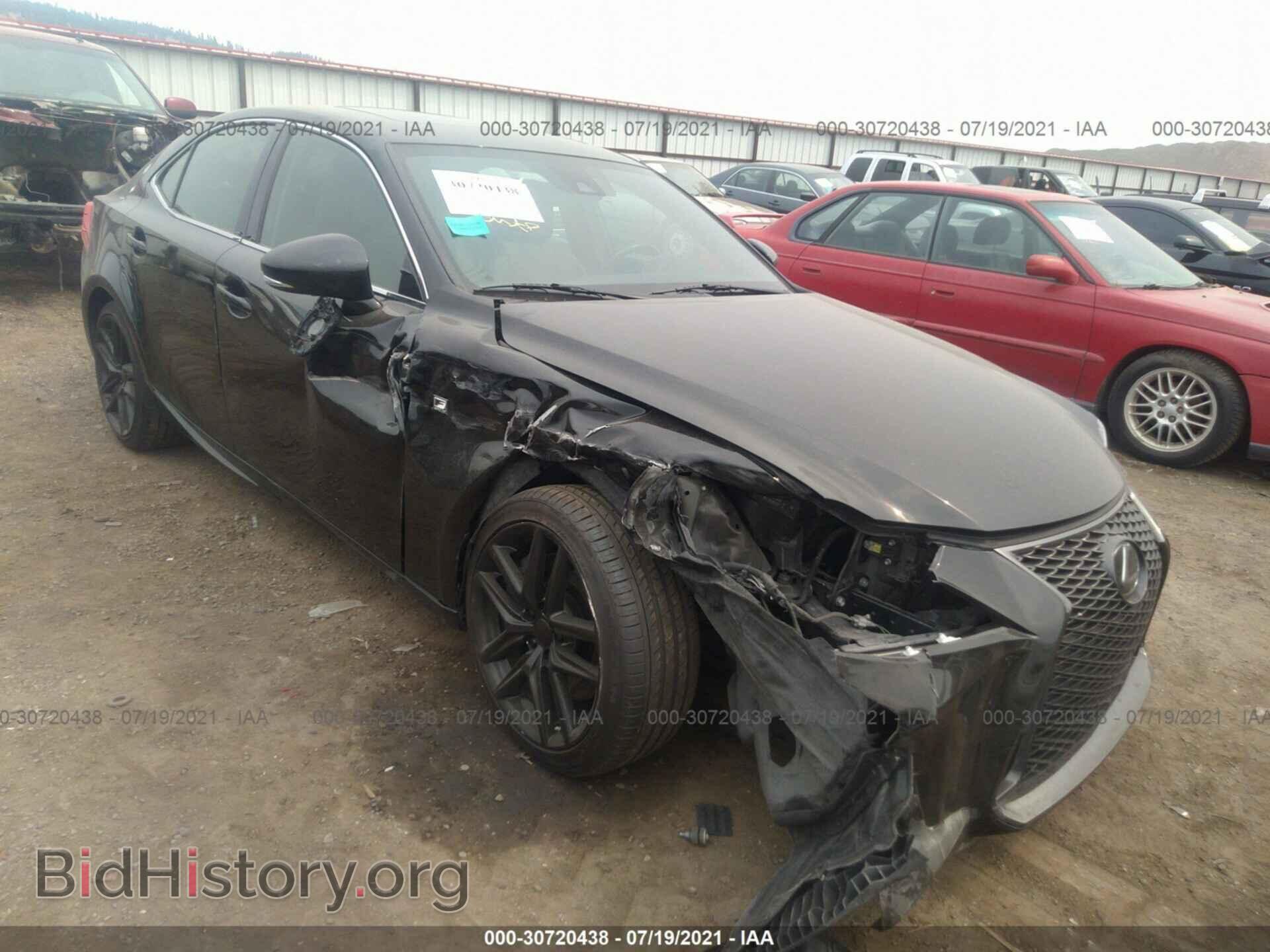 Photo JTHBA1D28H5051640 - LEXUS IS 2017