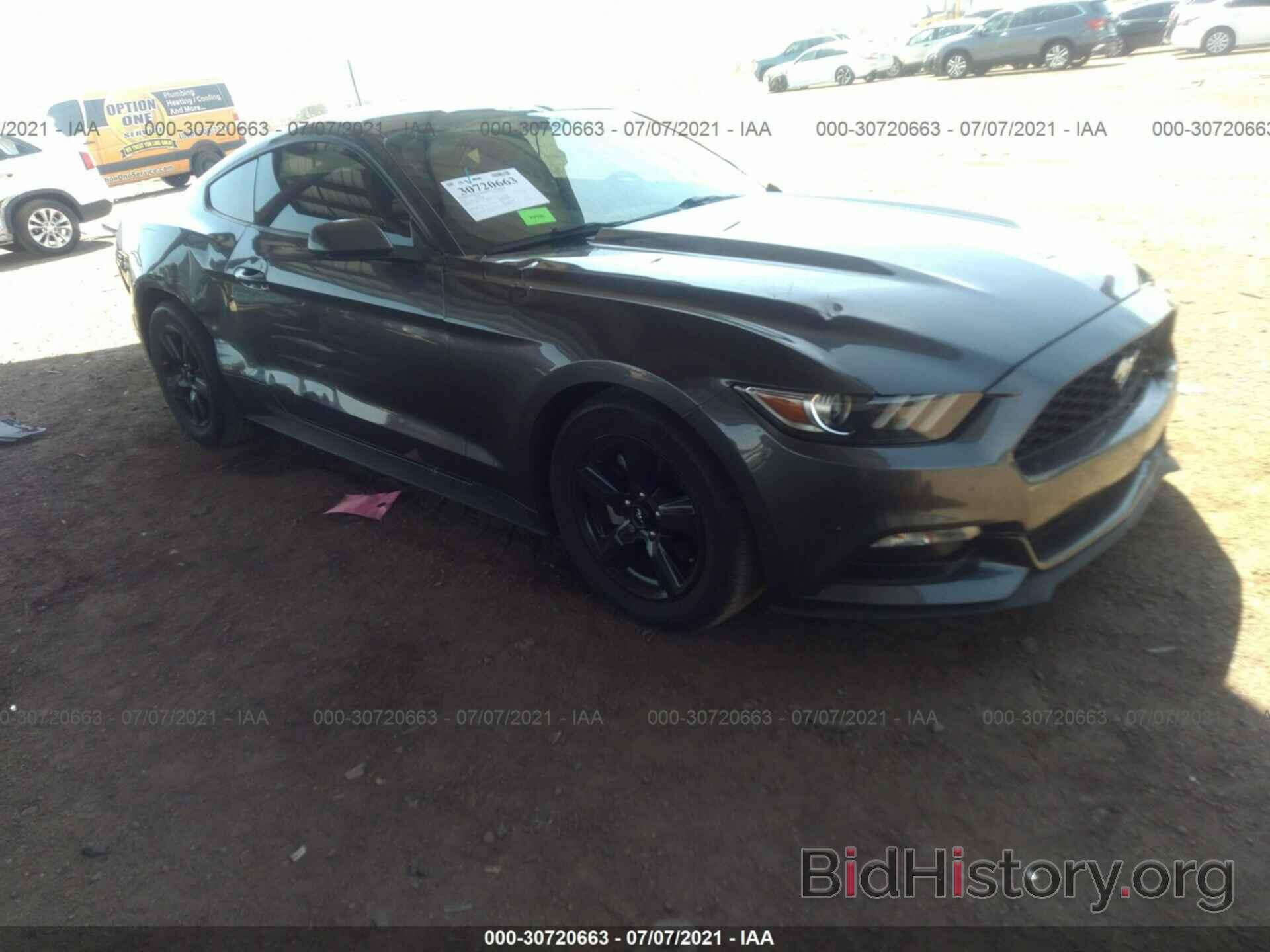 Photo 1FA6P8AM8H5291888 - FORD MUSTANG 2017