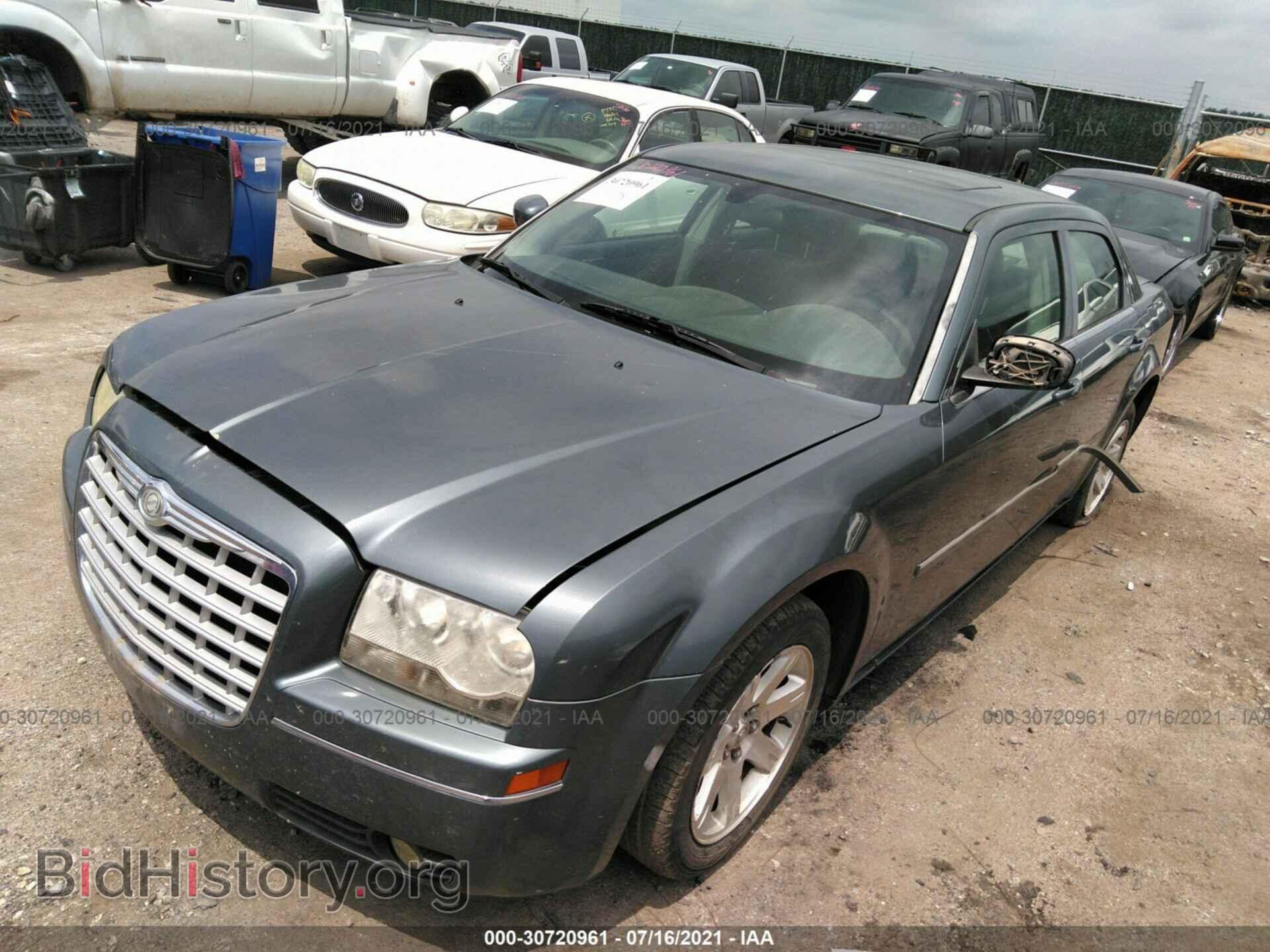 2006 CHRYSLER 300 - VIN: 2C3KA53G46H145918 - Фото 2