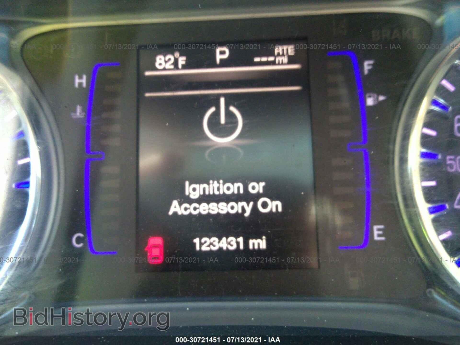 2017 CHRYSLER 200 - VIN: 1C3CCCAB0HN511619 - Фото 7