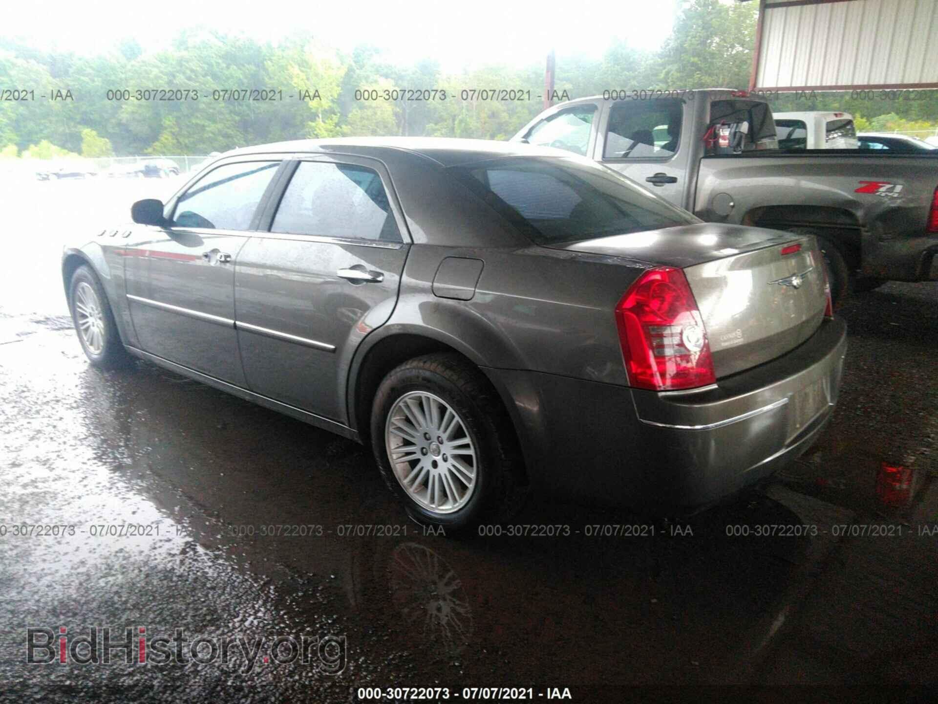 2010 CHRYSLER 300 - VIN: 2C3CA4CD4AH198843 - Фото 3