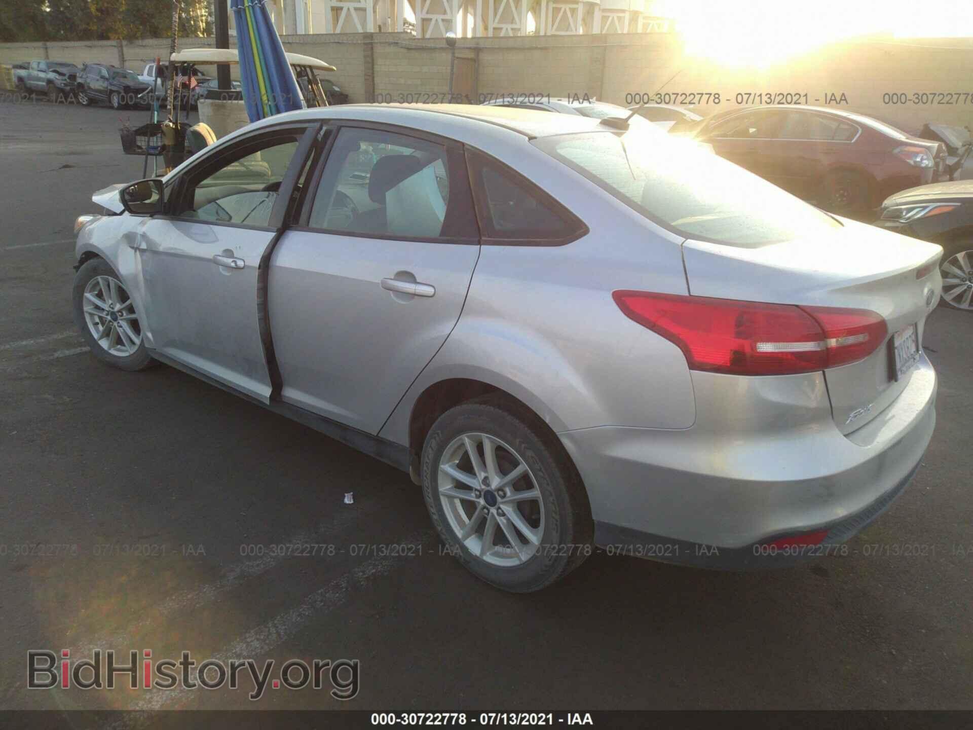 2015 FORD FOCUS - VIN: 1FADP3F2XFL314677 - Фото 3