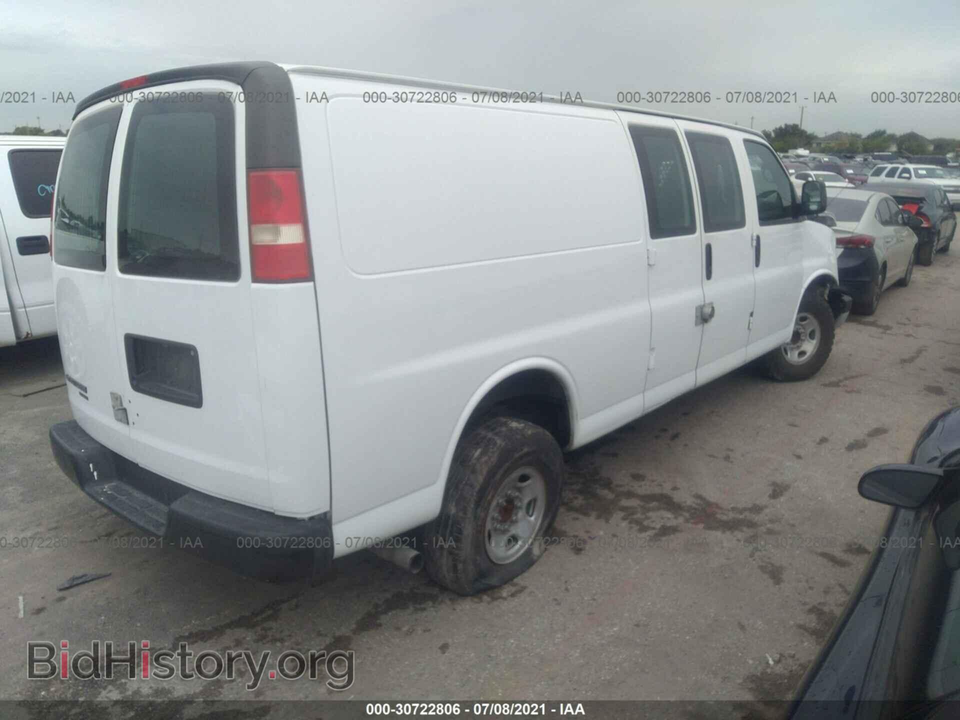 2014 CHEVROLET EXPRESS CARGO VAN - VIN: 1GCWGGCA2E1118930 - Фото 4