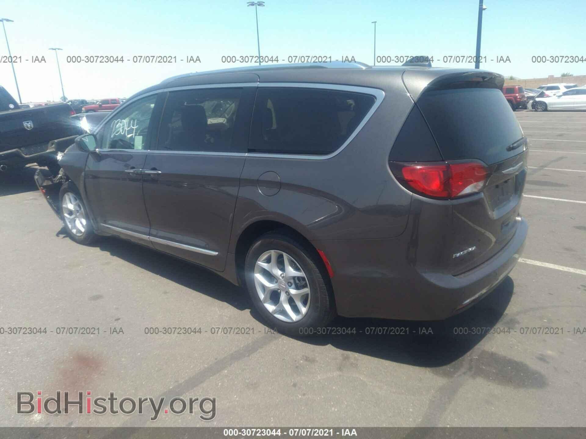 2019 CHRYSLER PACIFICA - VIN: 2C4RC1BG2KR570380 - Фото 3