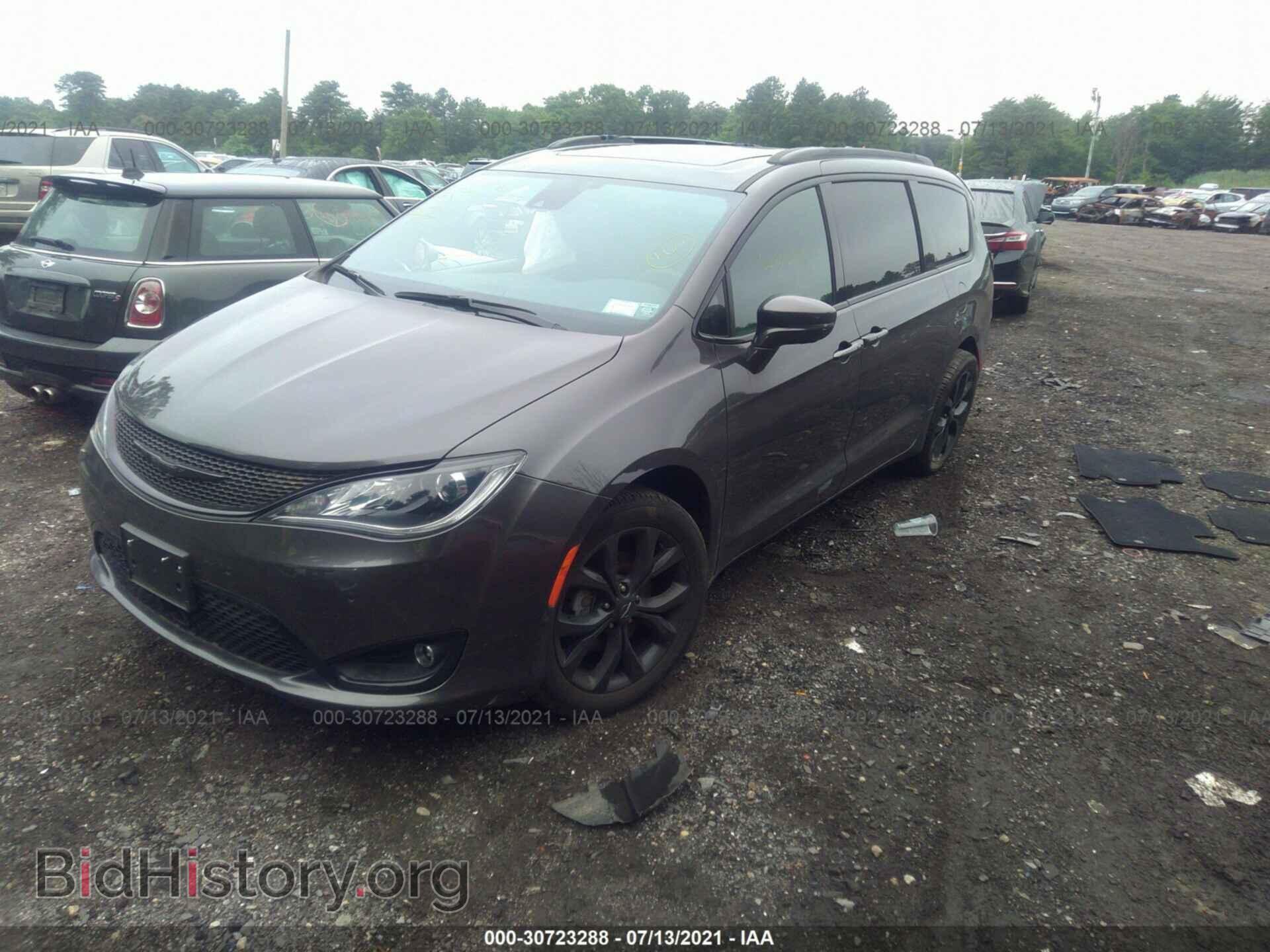 2020 CHRYSLER PACIFICA - VIN: 2C4RC1GG7LR126311 - Фото 2