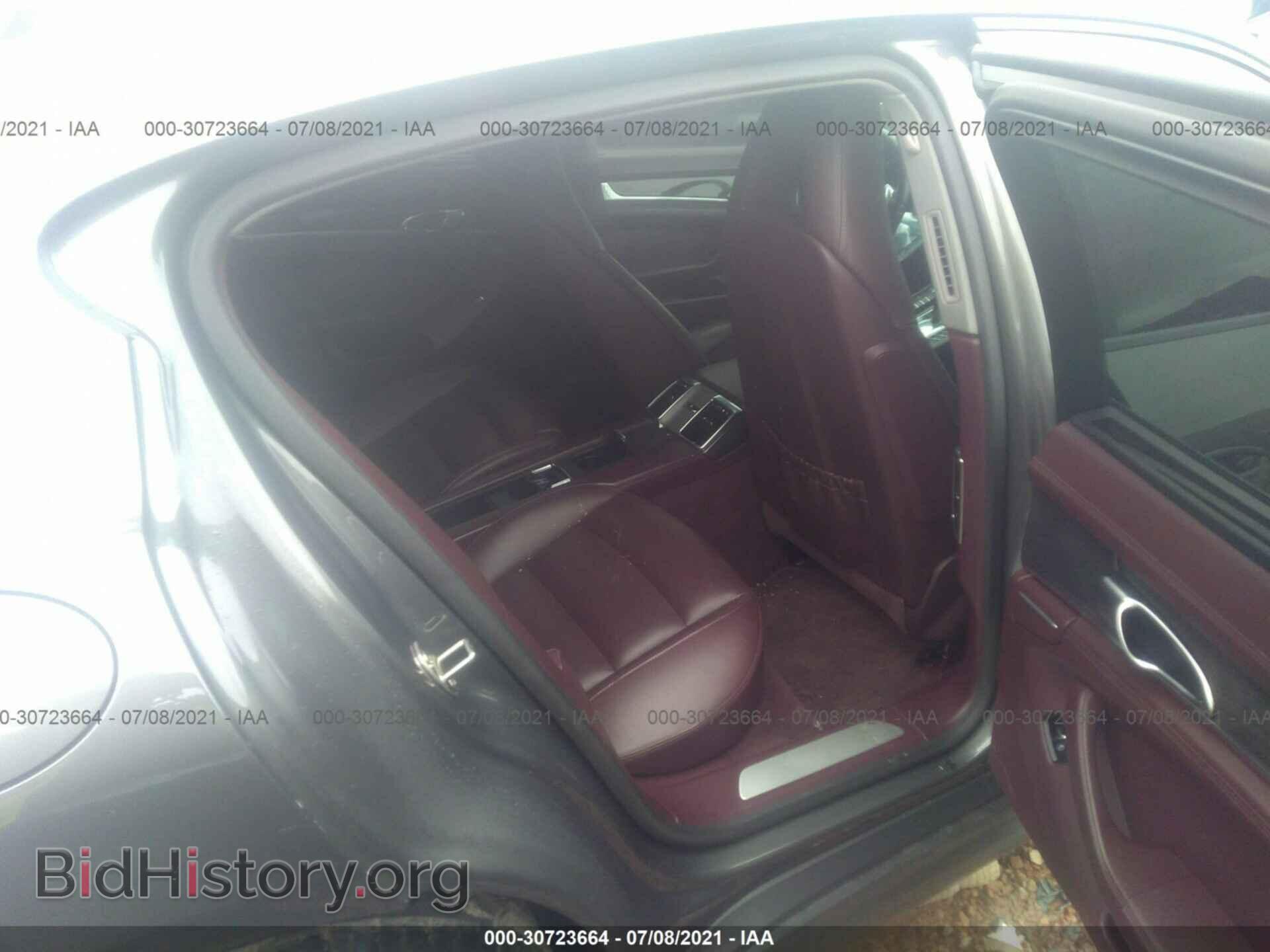 2012 PORSCHE PANAMERA - VIN: WP0AA2A74CL019887 - Фото 8