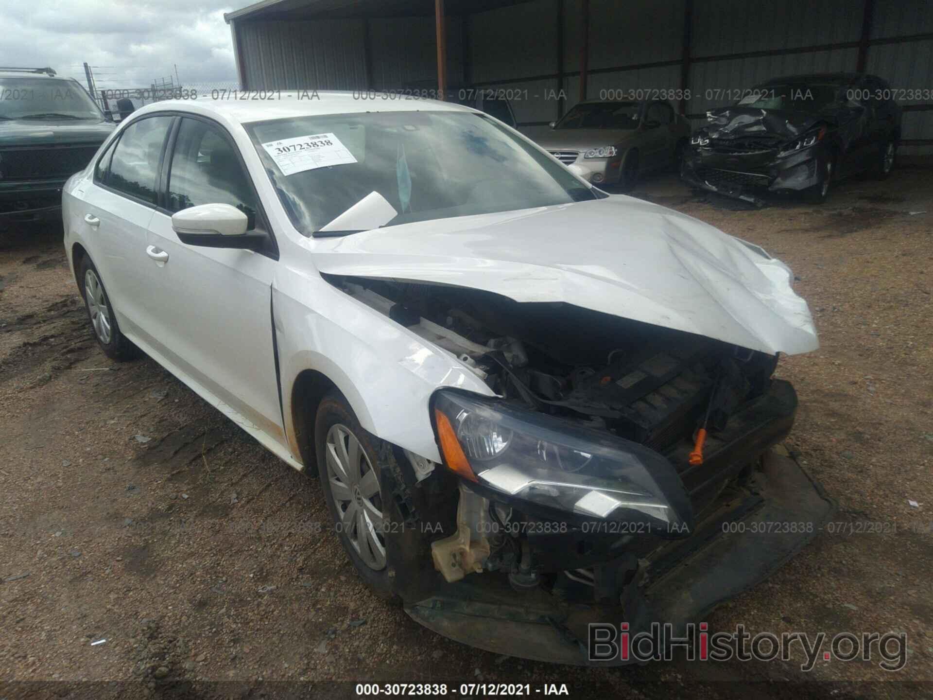 Photo 1VWAP7A36DC006551 - VOLKSWAGEN PASSAT 2013